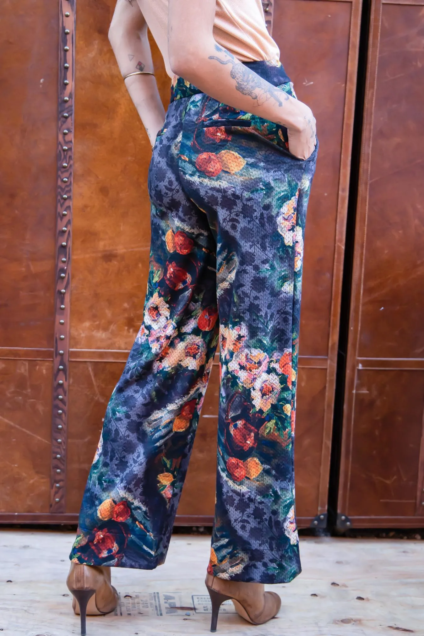 Sporty Stretch Fit Chill Wear Simone Floral Knit Pants - Monet