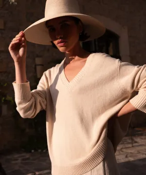 Simone V-Neck Chic Knit Lightweight Cable Pattern Breathable Base Simone V-Neck