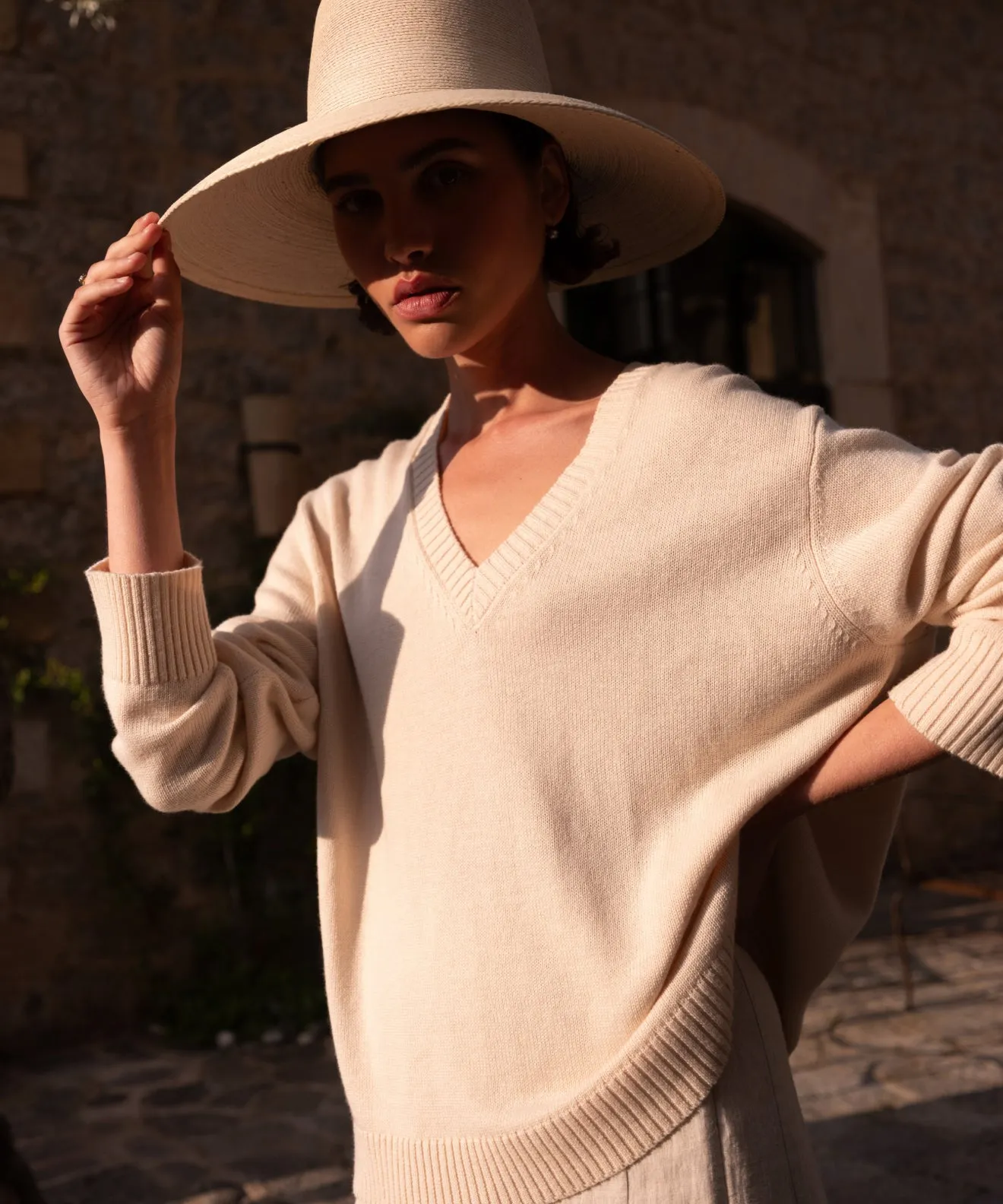 Lightweight Cable Pattern Breathable Base Simone V-Neck