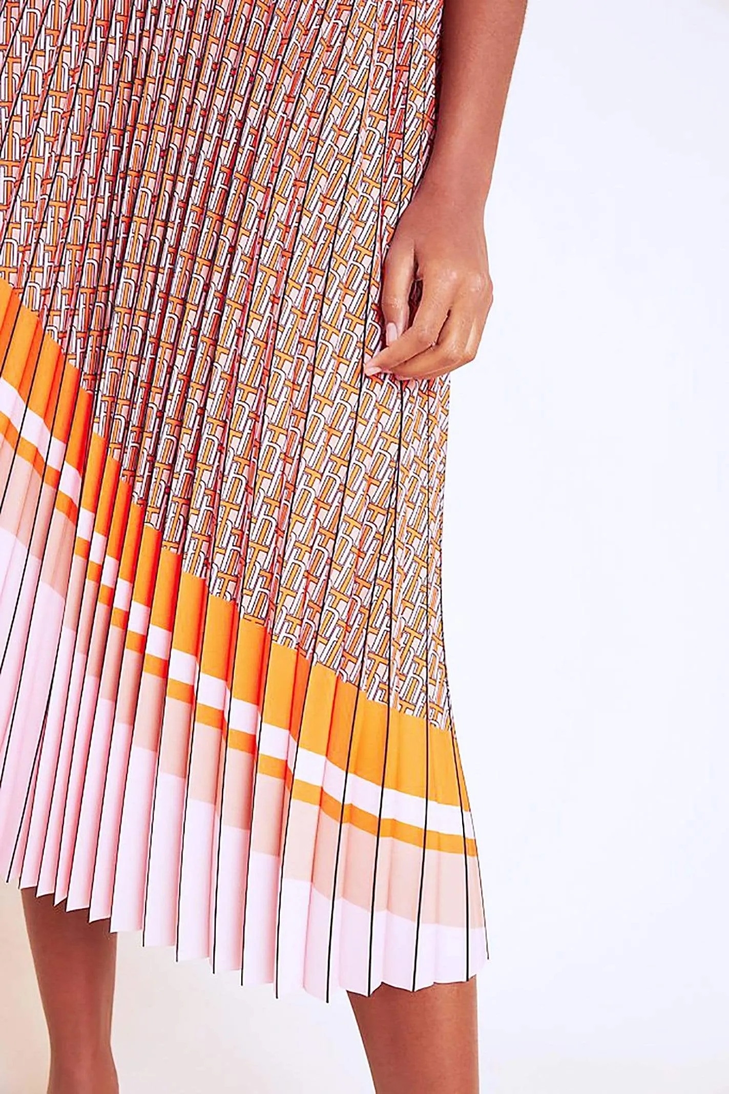 Tear Resistant Material Ingrid Pleated Skirt ?C Neopolitan