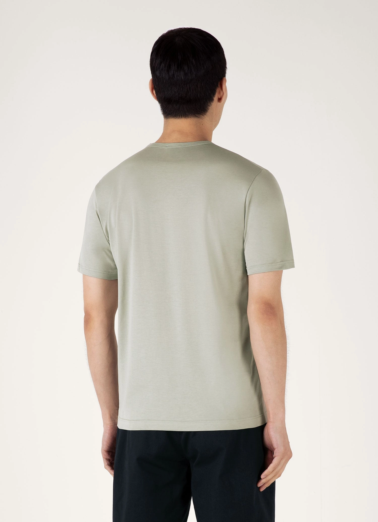 Men's Classic T-shirt in Pastel Green Casual Layer