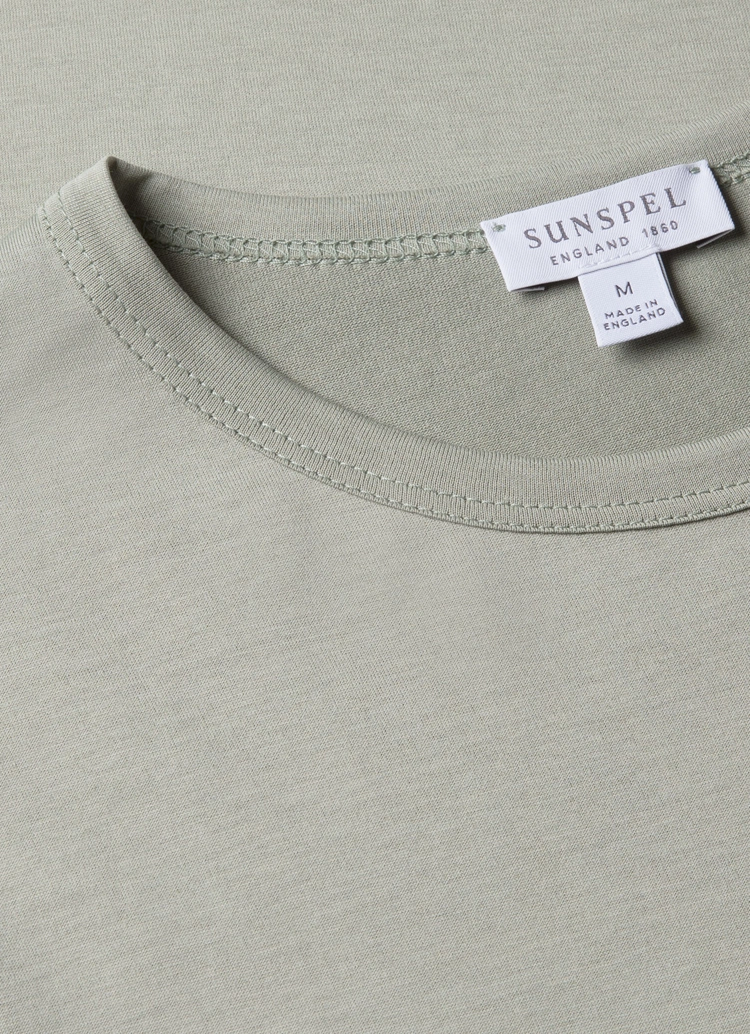 Men's Classic T-shirt in Pastel Green MoistureWickingFabric Soft and Light Wear