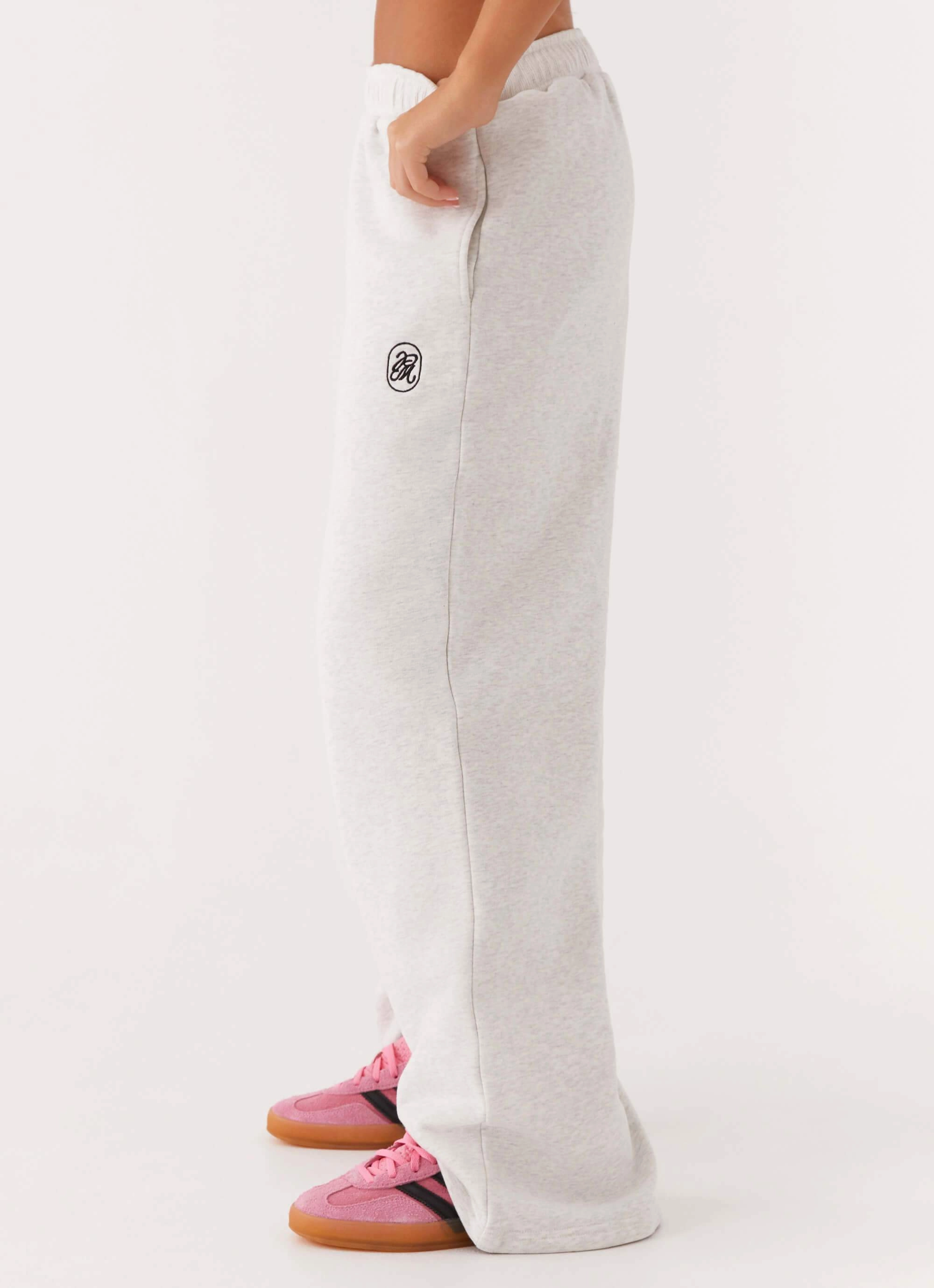 Signature Sweatpants - Grey Travel-Ready Workout Ready