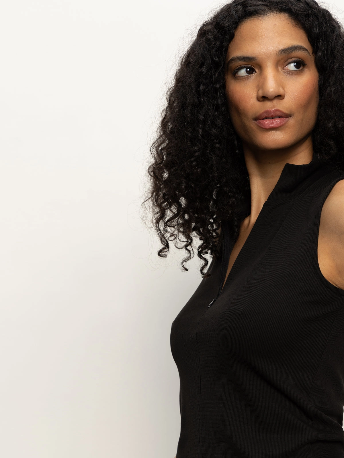 Sleeveless Zip Mock Top Black Breathable Layer Pure Shape