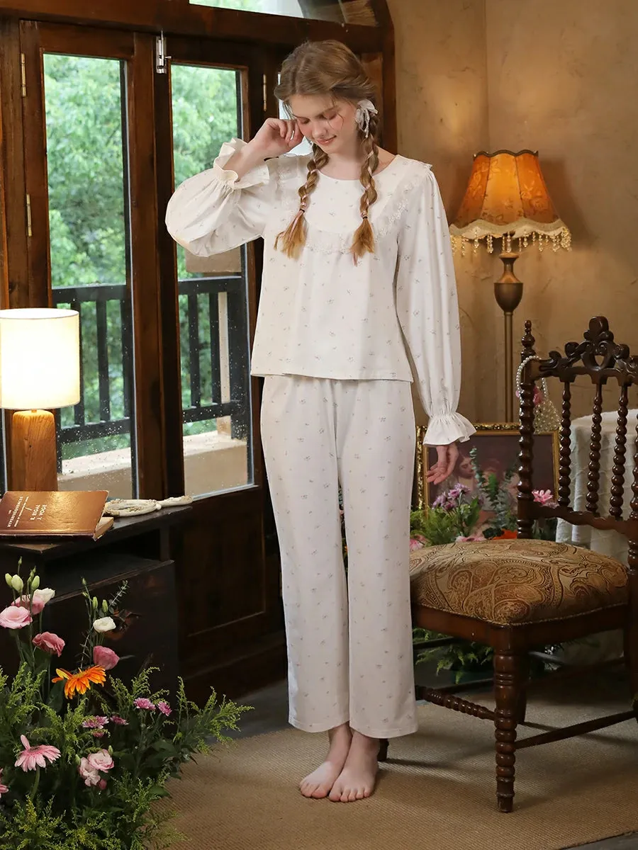Slessic Ruffled Edge Embroidery Small Floral Strawberry Print Pajamas Set