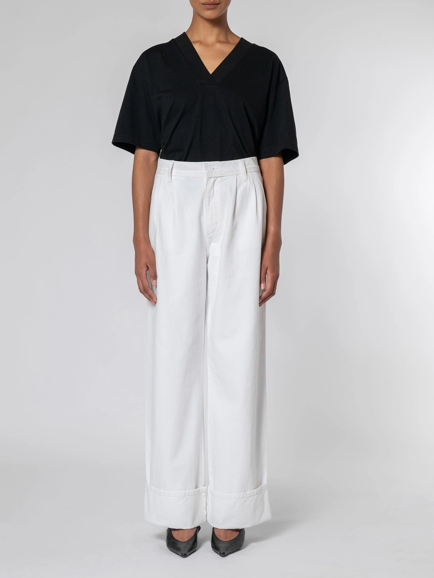 Adaptive Stretch Fabric Pleat Jean Cuffed Paper
