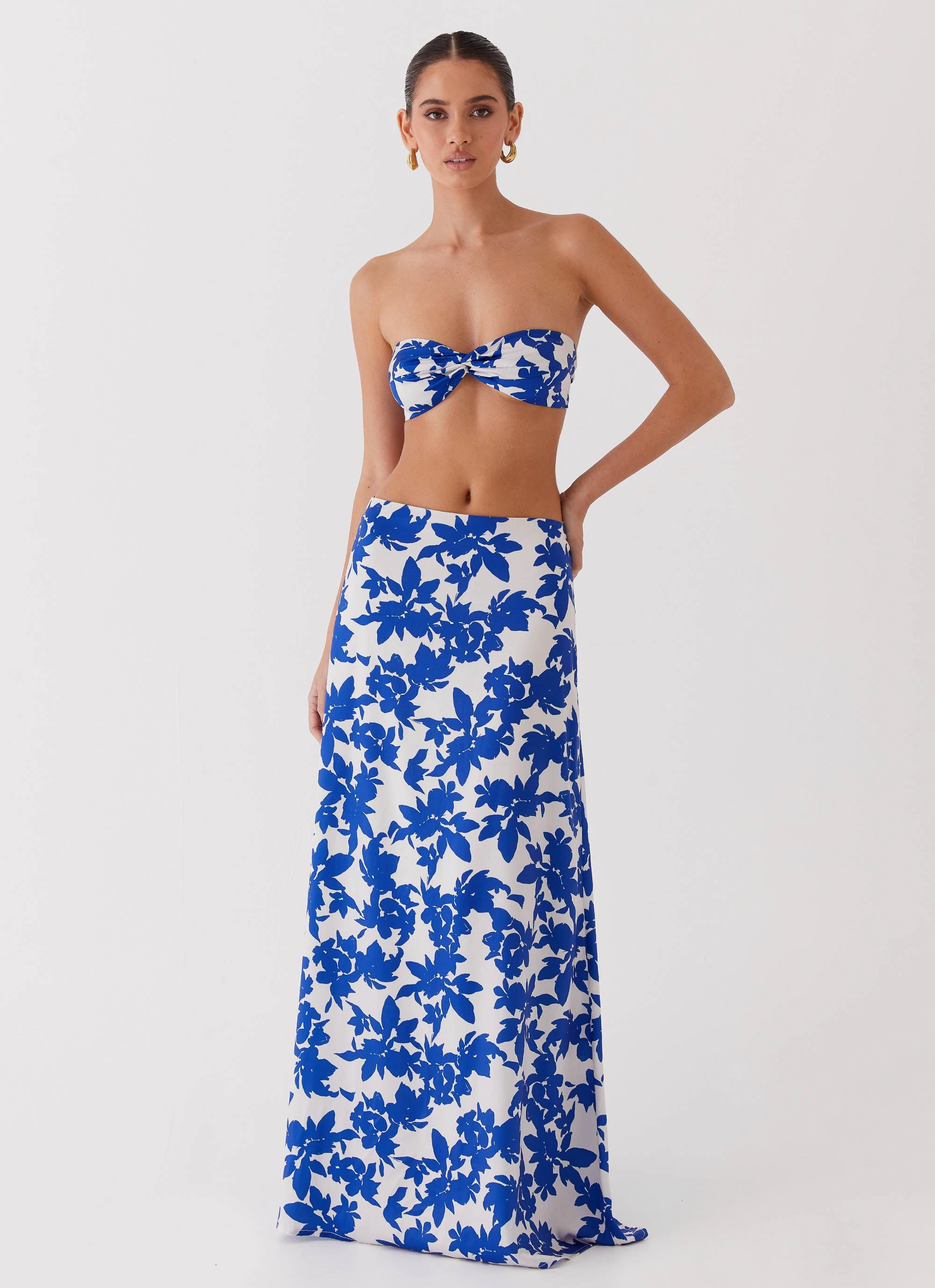 Sky Gaze Twist Top - Blue Floral Printed Blouse Office Look