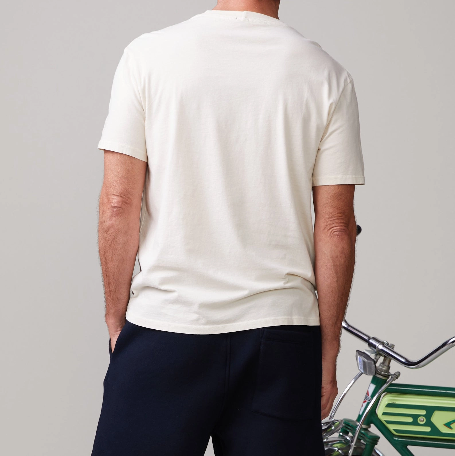 Relaxed Pocket Crew Active Tee