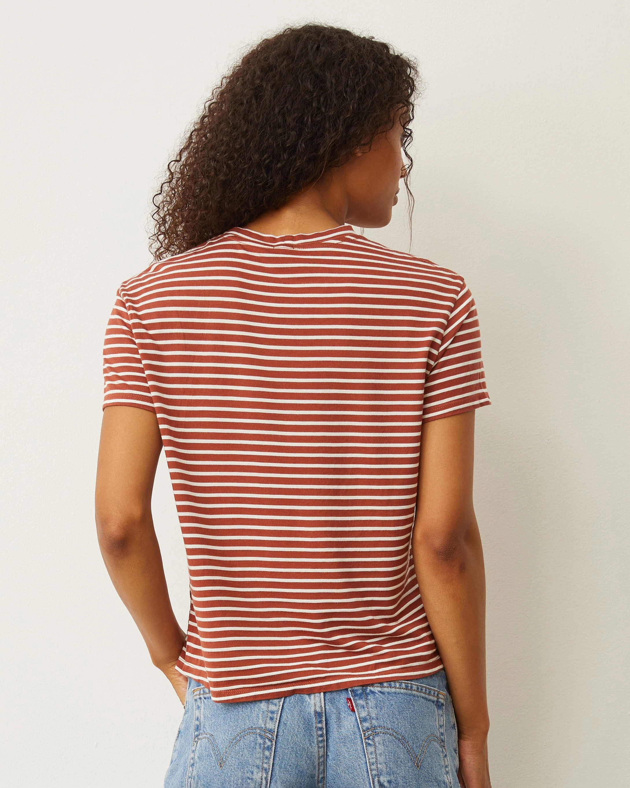 Non Closure Collar WrinkleResistant Cloth Stripe Basic Crew Neck Tee