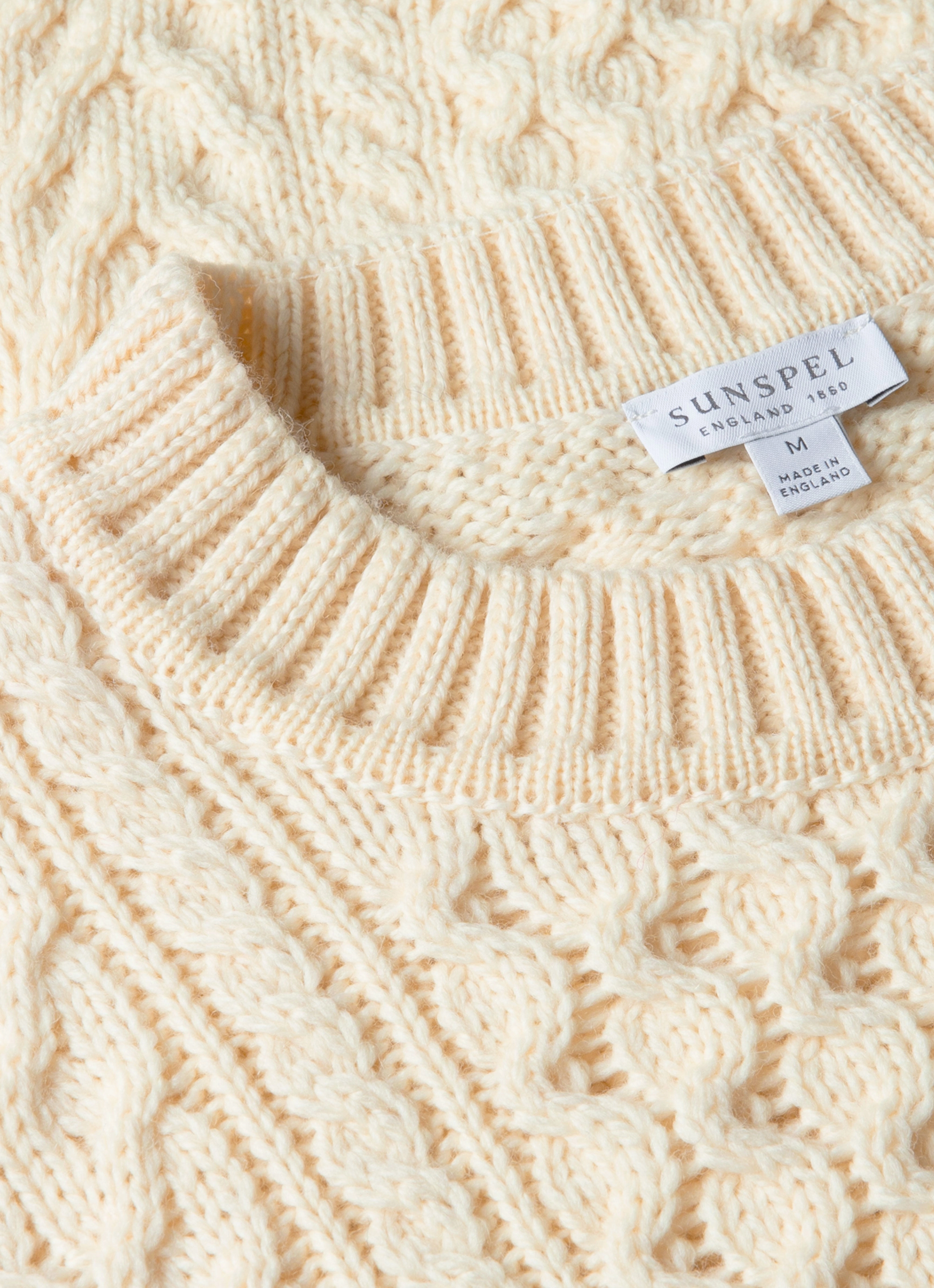 Cozy Finish Seasonal Casual Look Men's Cable Knit Jumper in Ecru