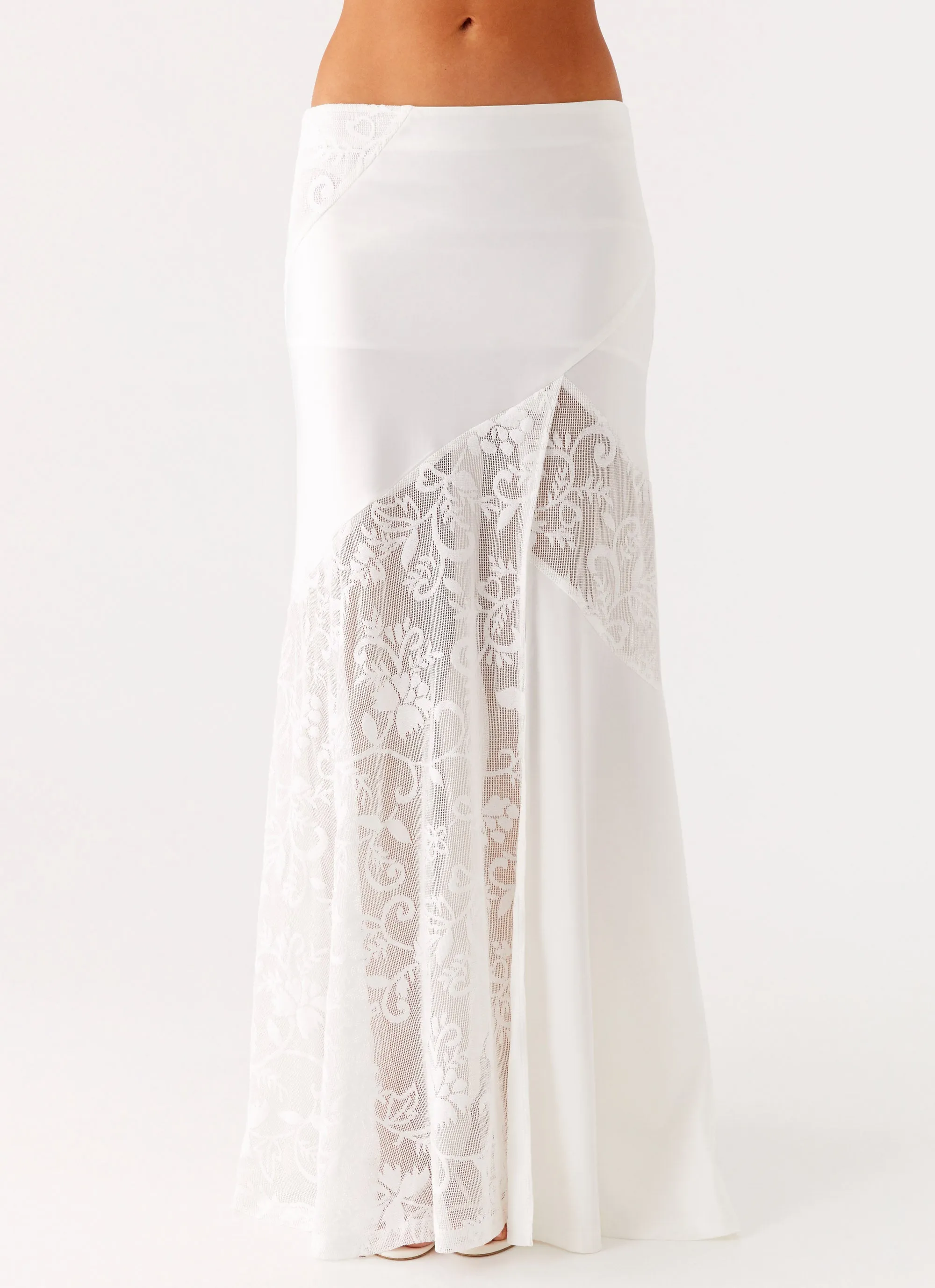 Perfect Silhouette Dasie Lace Maxi Skirt - White