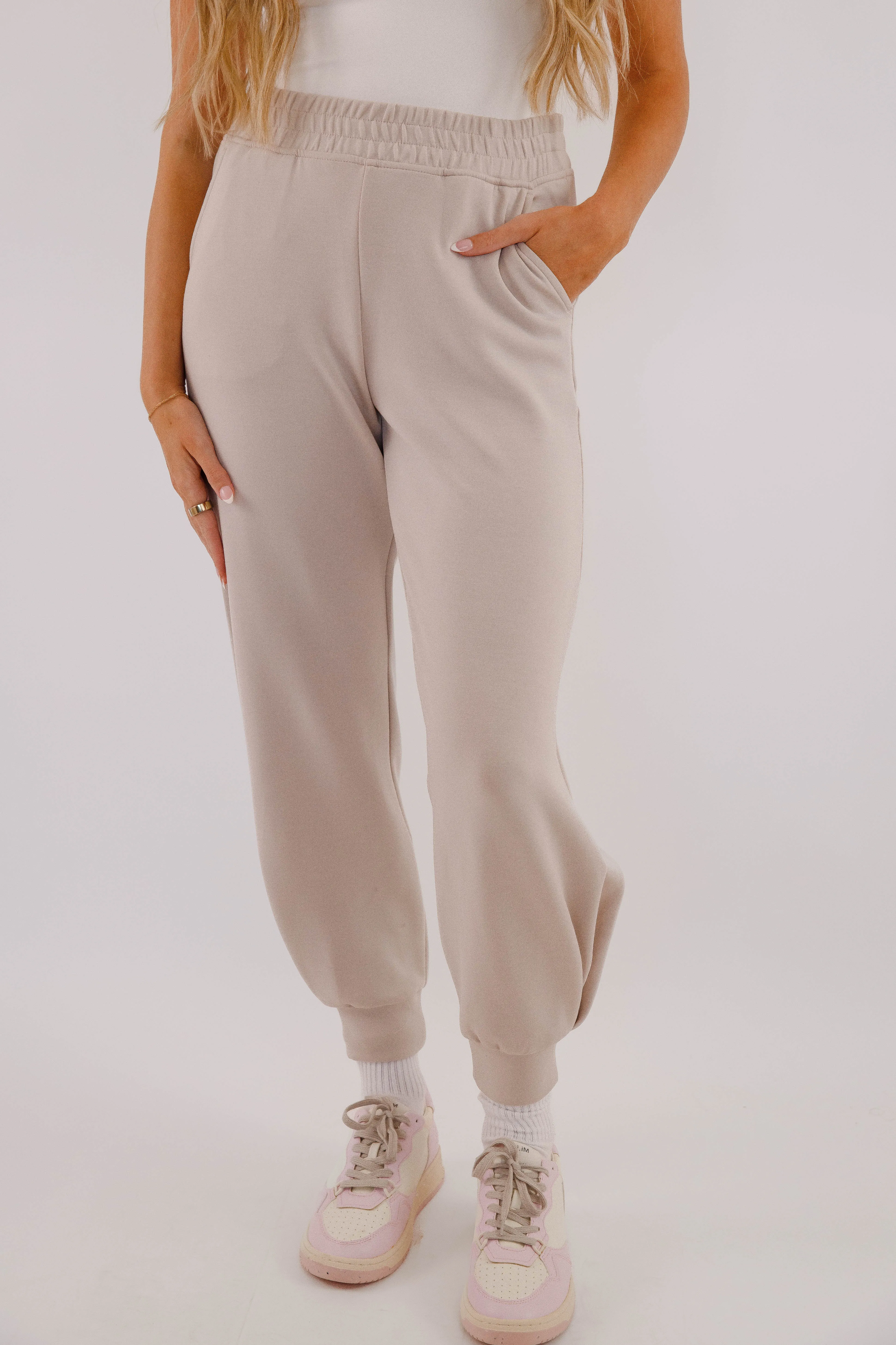 Getting There Joggers-Mocha Cream All-Purpose Wear Core Essential