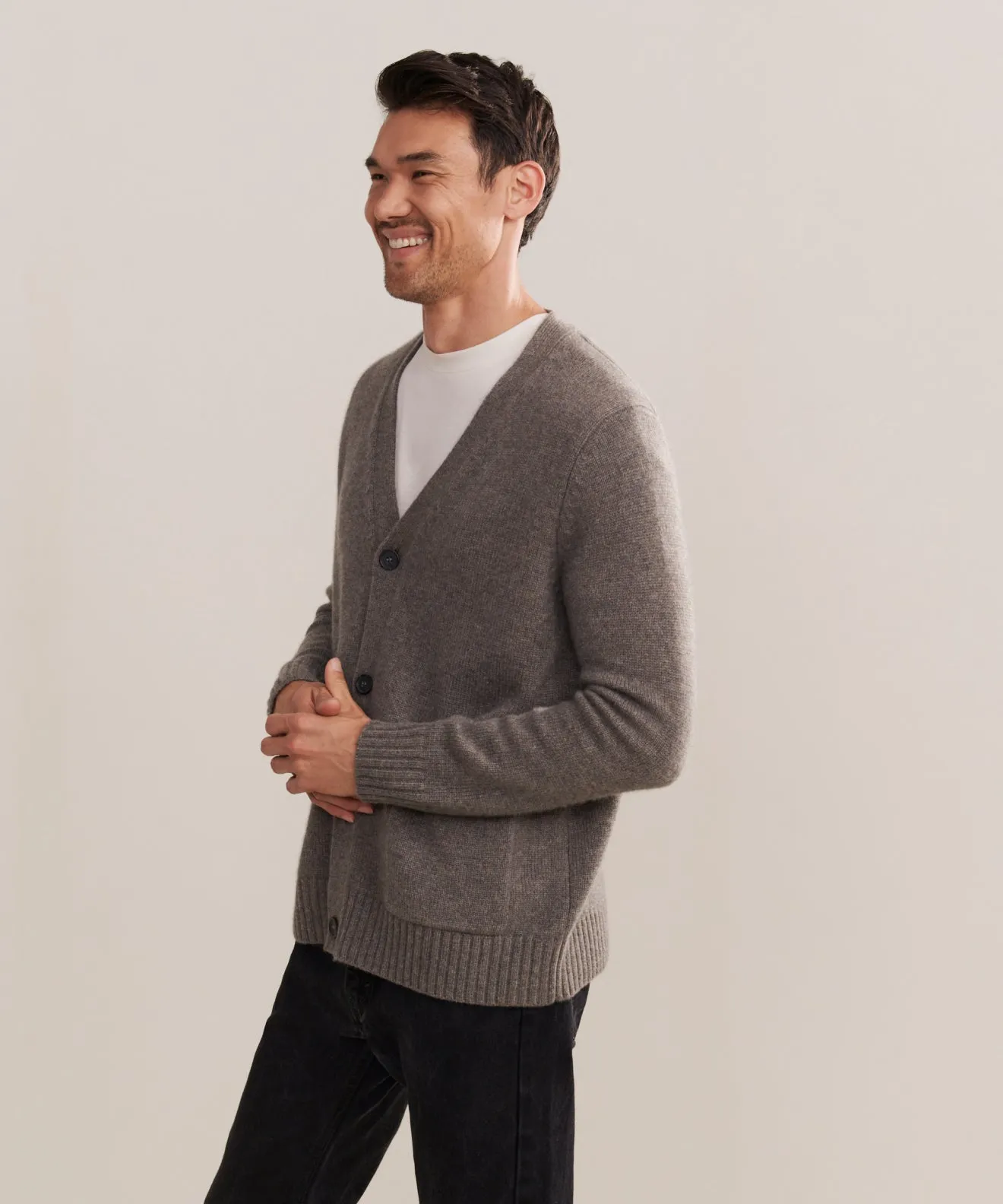 BreathableFabricTech Men's Cashmere Cardigan