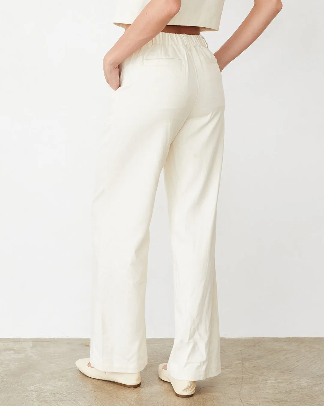 Soft Twill Patch Pocket Pant Secure Waistband