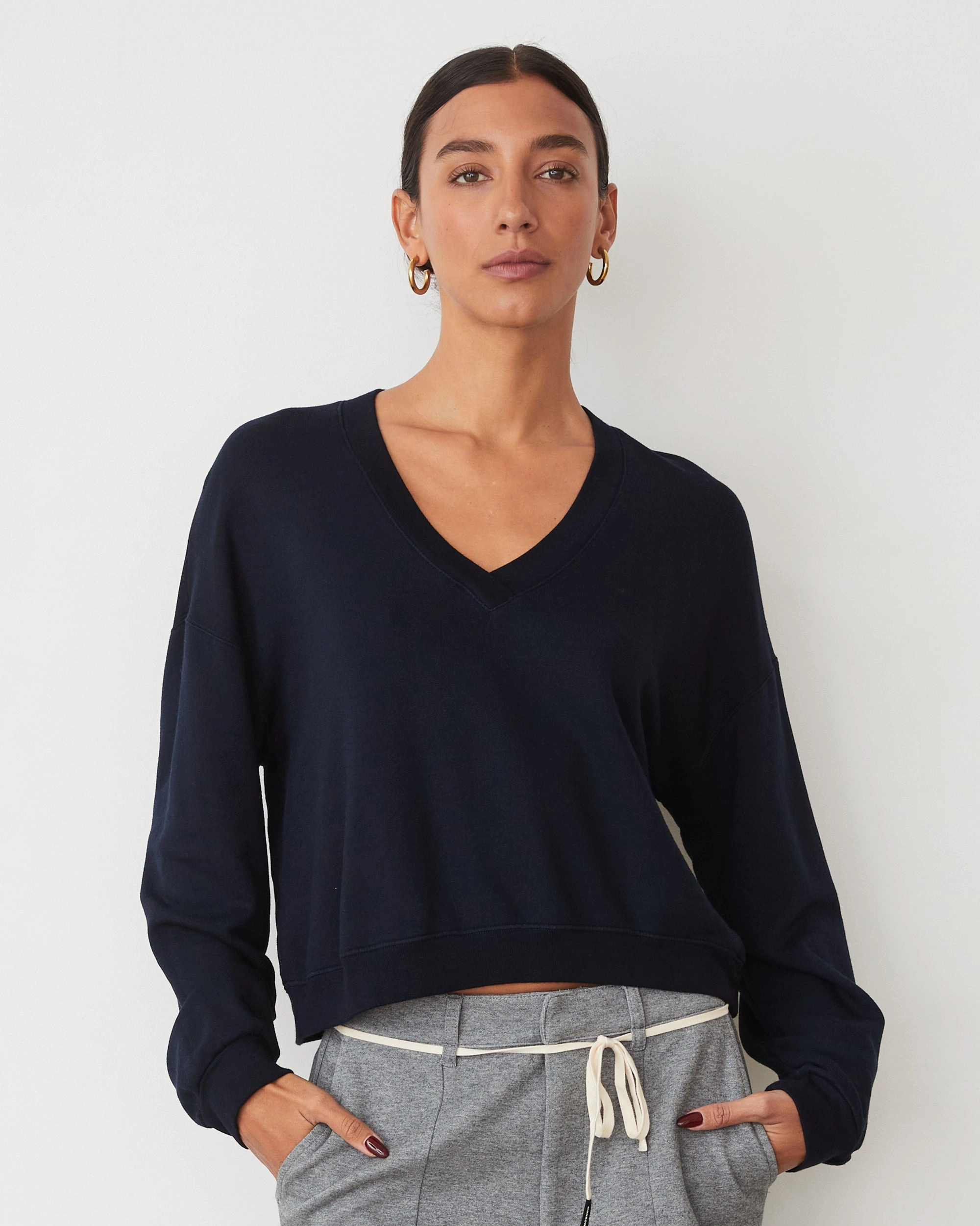Airflow Optimized Weave Softfleece Crop V Neck Sweatshirt