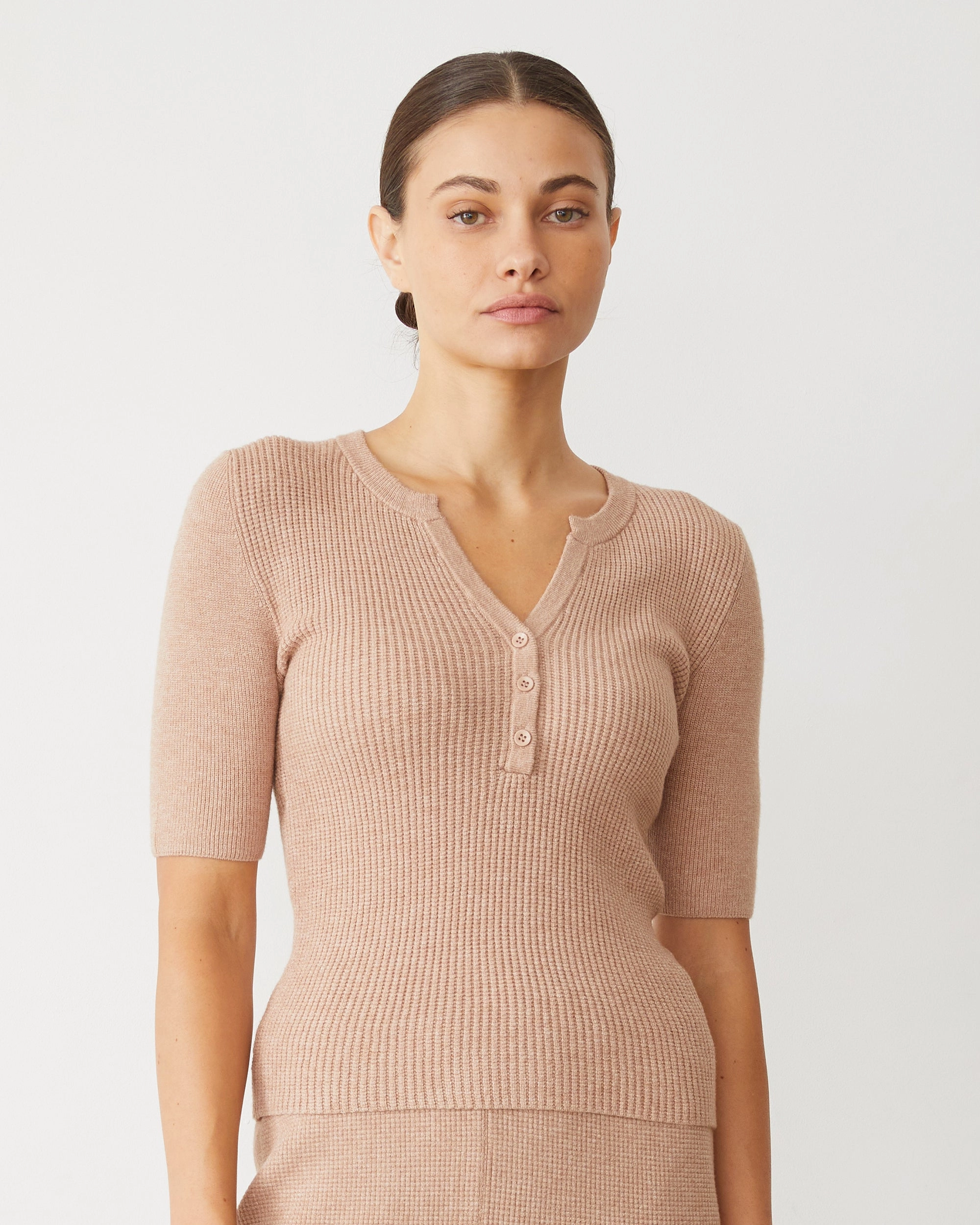 WideNeckOpening FourWayStretchFabric Softknit Rib Waffle Henley