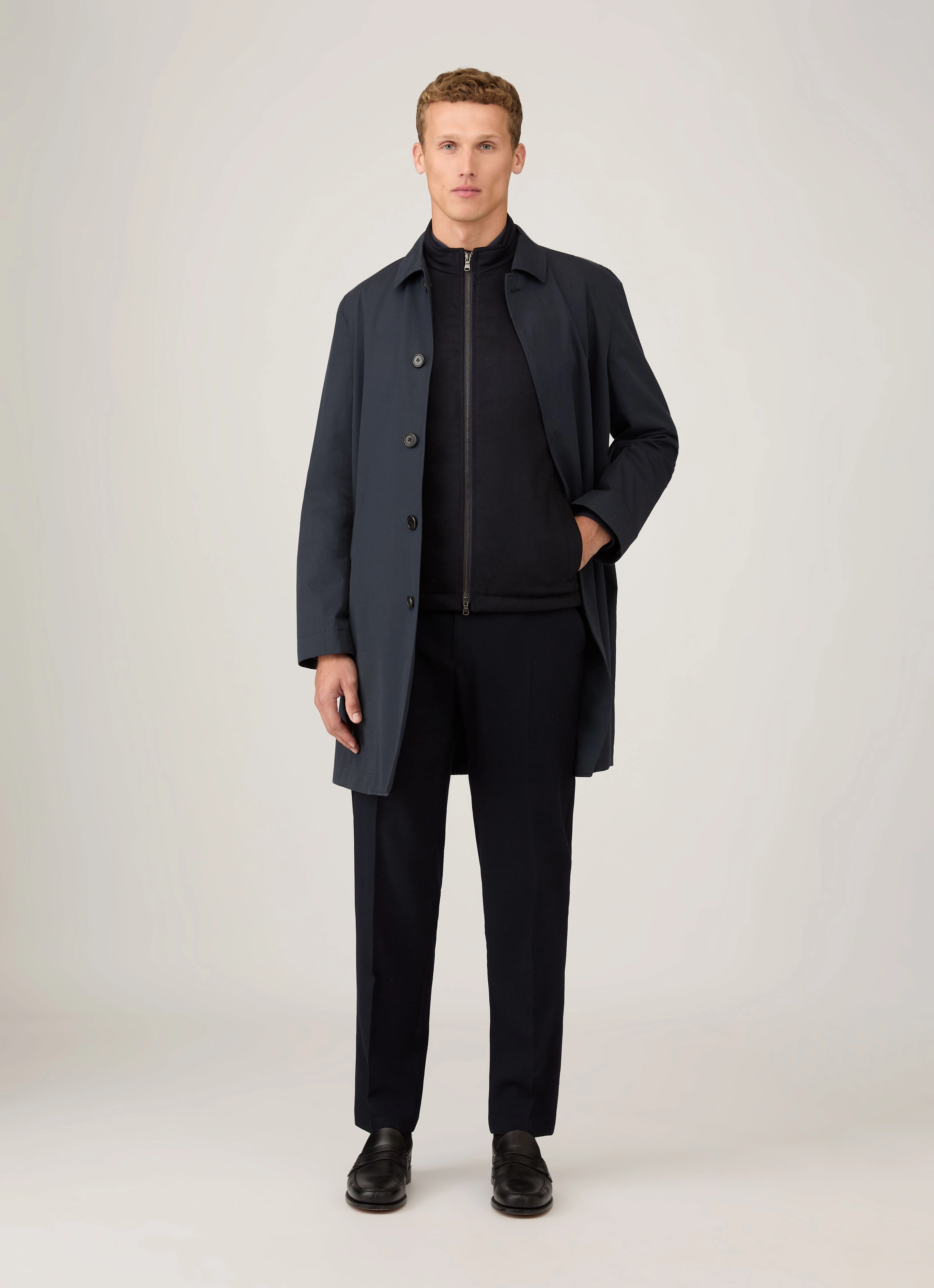 Men's Wool Cashmere Gilet in Navy Quilted Inner Layer