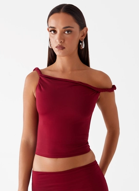 Solace Soul Twist Shoulder Top - Maroon Elegant Edge Solace Soul Twist Shoulder Top - Maroon Bold Print