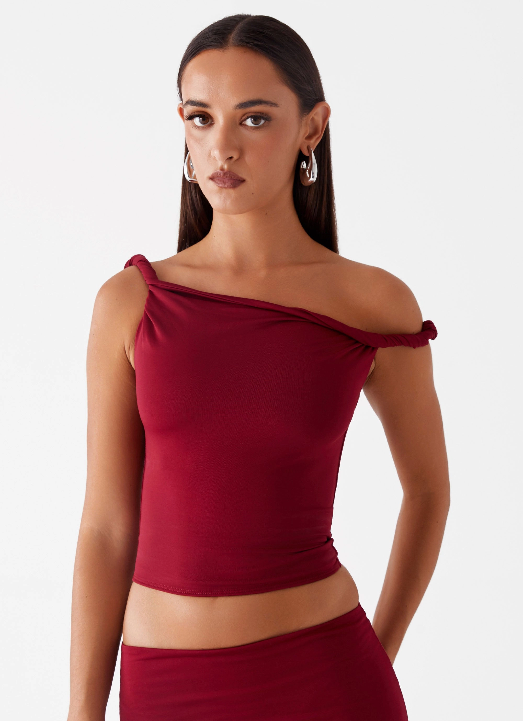 Solace Soul Twist Shoulder Top - Maroon Bold Print