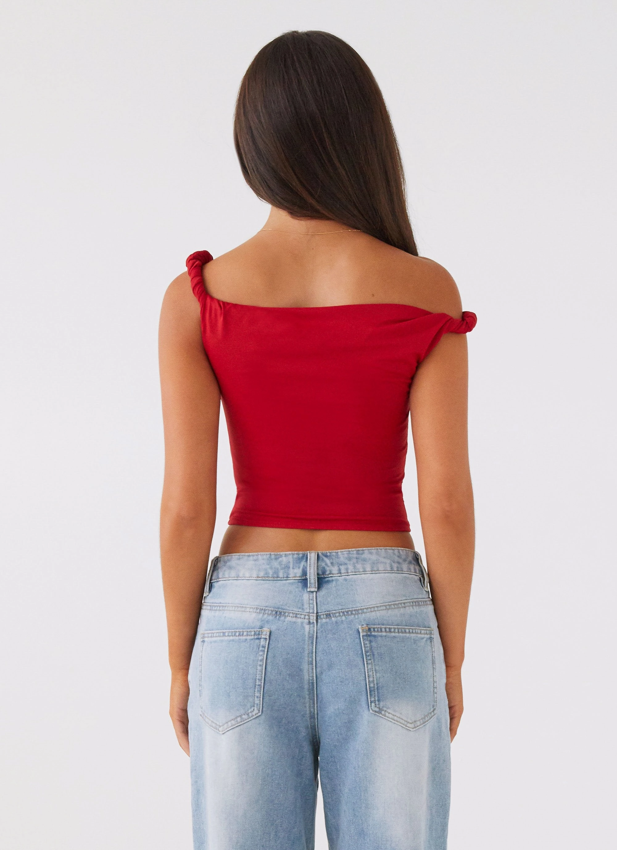 OdorResistantTechnology HighDensityFoam Solace Soul Twist Shoulder Top - Red