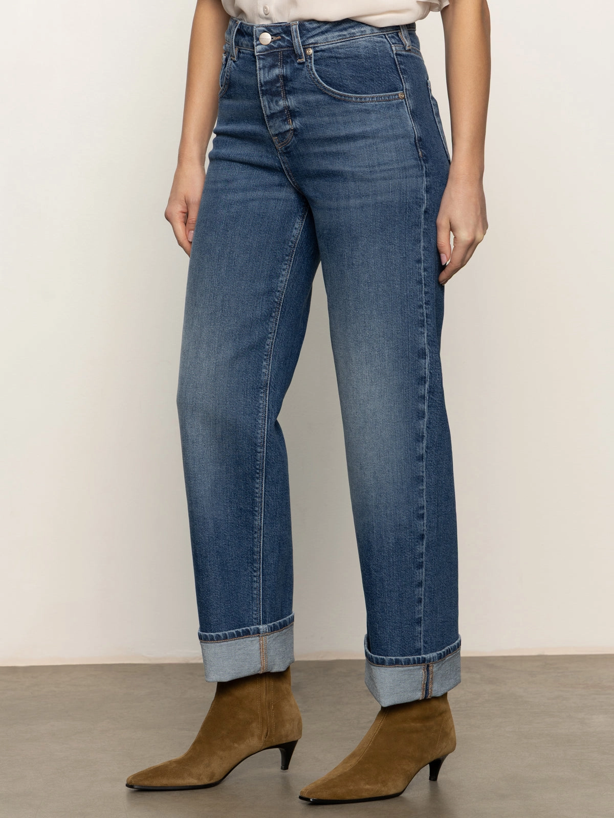 Soleil 90's Straight Jean Indigo Medium DurableReinforcedMaterial Sporty Style