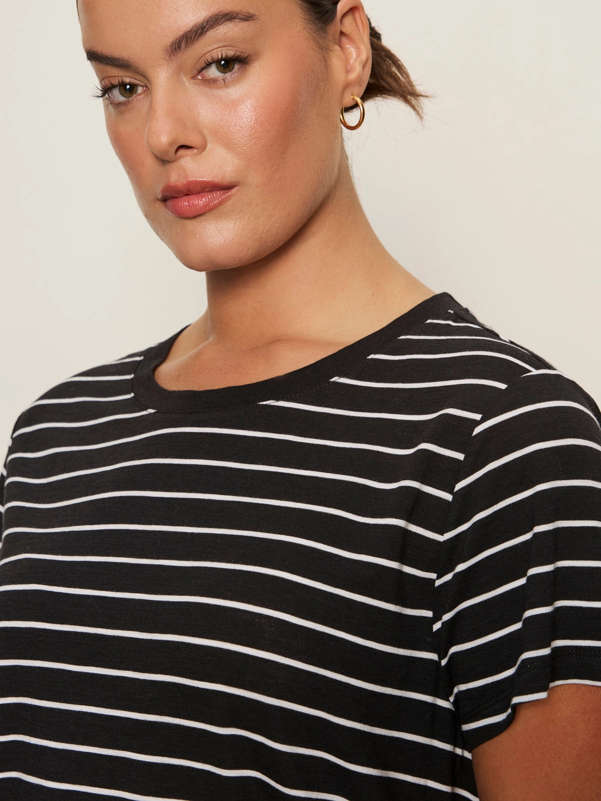 homecoming The Perfect Tee White/Black Stripe 5 Extended Sizing