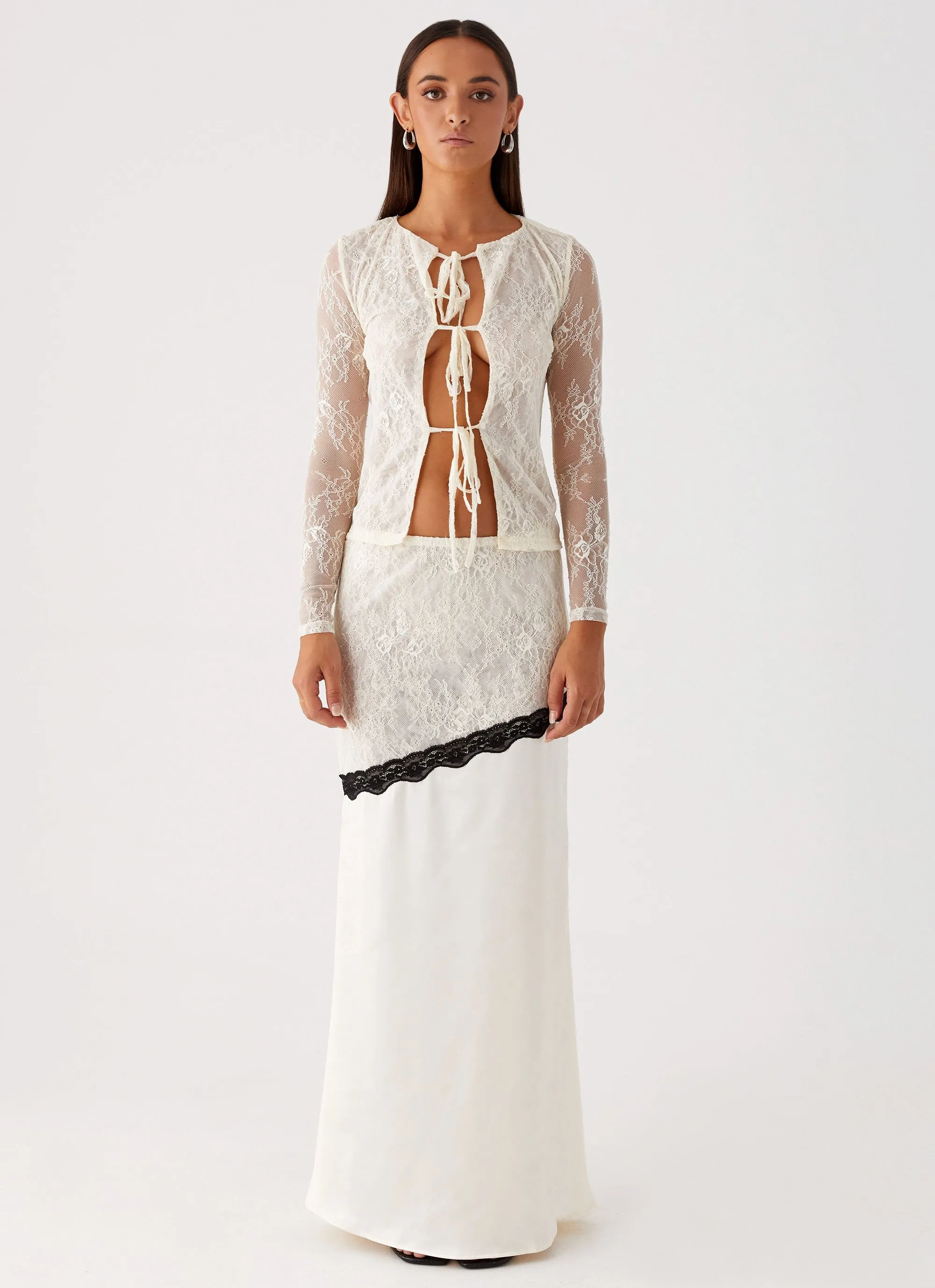 Stylish Appearance Duet Lace Maxi Skirt - Ivory