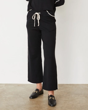 Sporty Appeal Lightknit Pant With Contrast Piping Lightknit Pant With Contrast Piping Recycled Polyester Blend Adjustable Fit