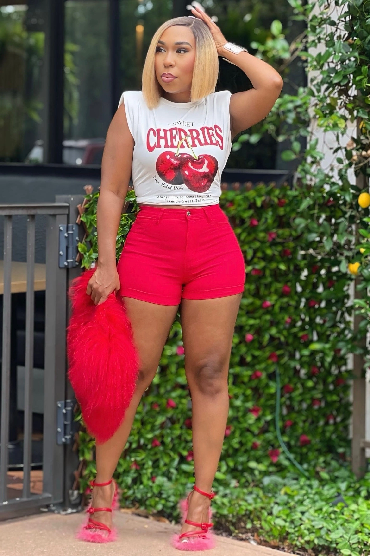 Kia CHERRY POP HIGH-WAIST DENIM SHORTS Day Comfort