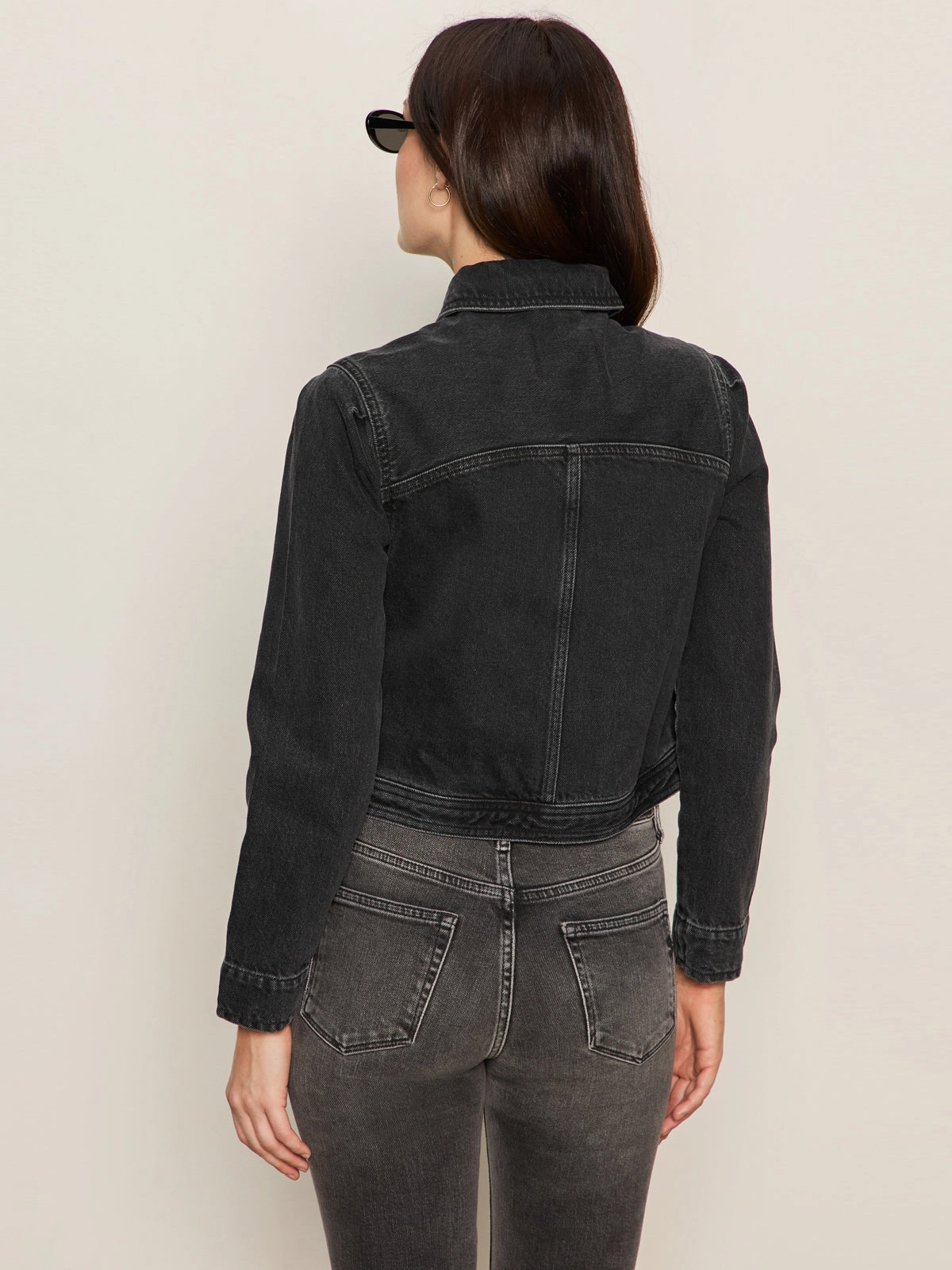 Denim Jacket Washed Black Denim Expandable Sleeve Cuffs suitable for business trips