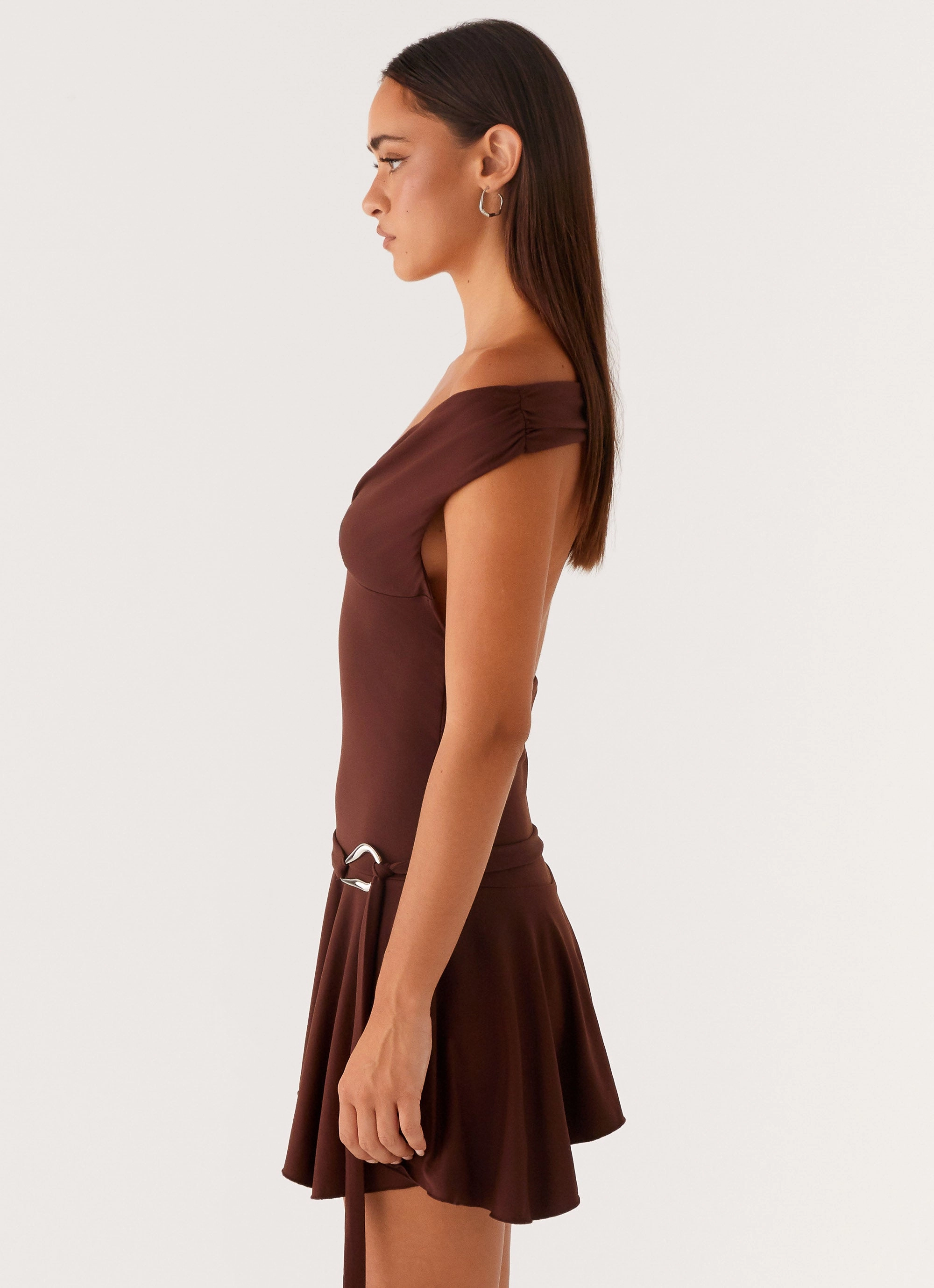 Sharp Fit Simple Spirit Saffira Mini Dress - Chocolate