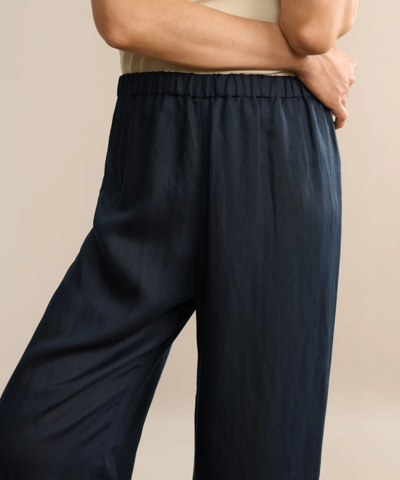 Tailored Silhouette Summer Demi Pant