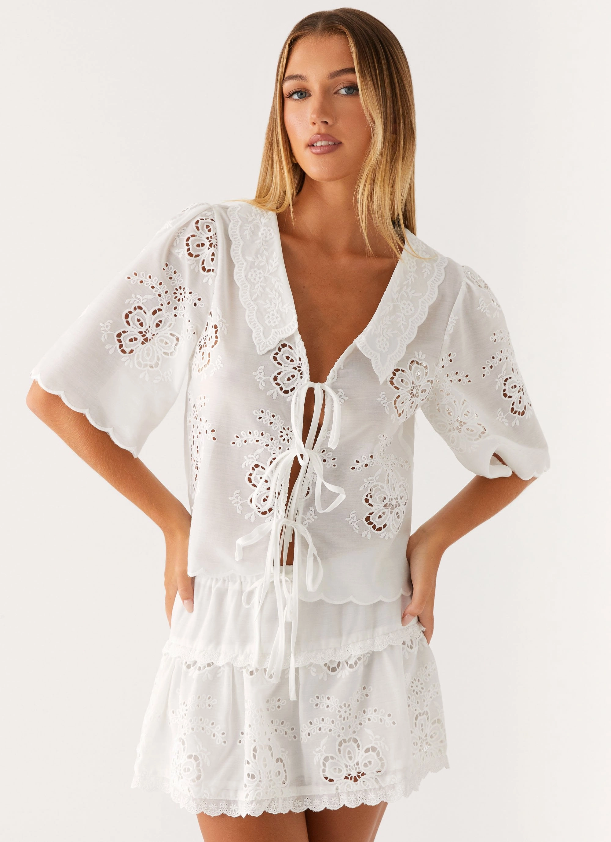 CompressionTechnology RecycledPolyesterBlend Summer Escape Embroidered Top - White