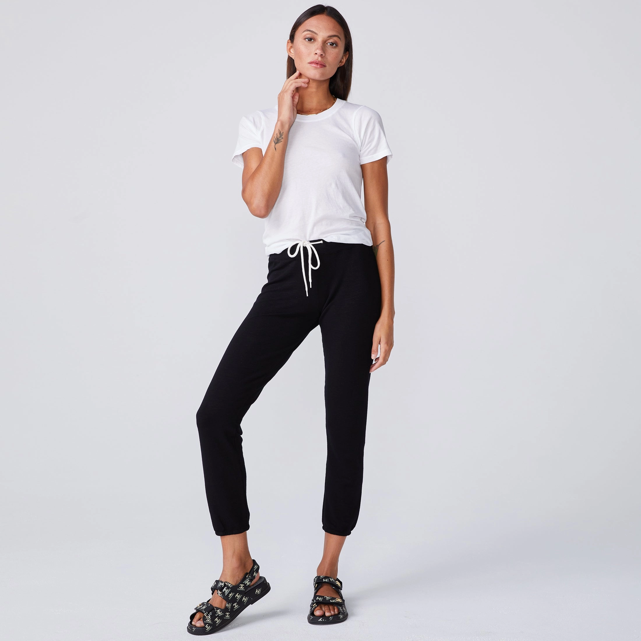 Breathable Material Super Fine Jersey Fitted Crew Neck Tee