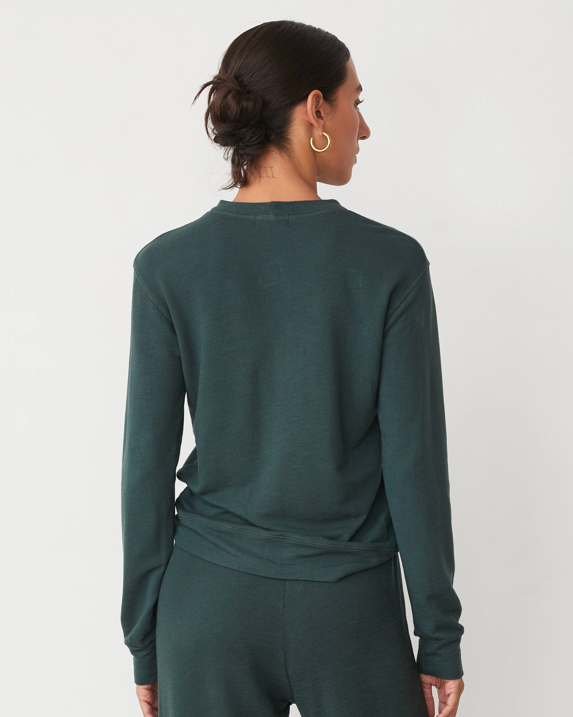 Versatile Layering Ultraviolet Protection Fabric Supersoft Crew Neck Sweatshirt