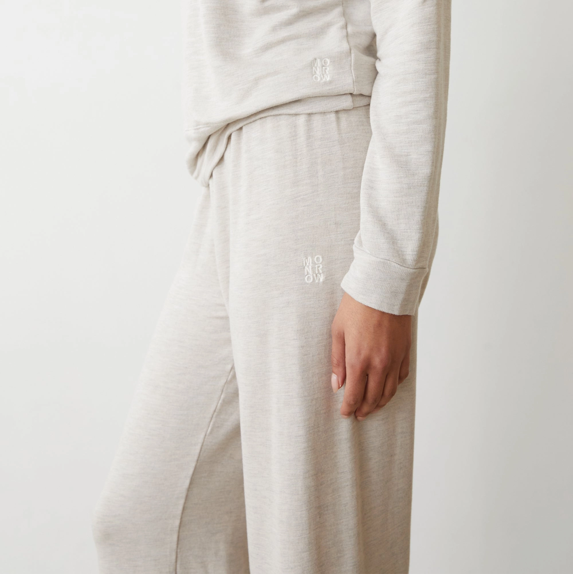 Flexible Layer Supersoft Crop Straight Leg Sweat