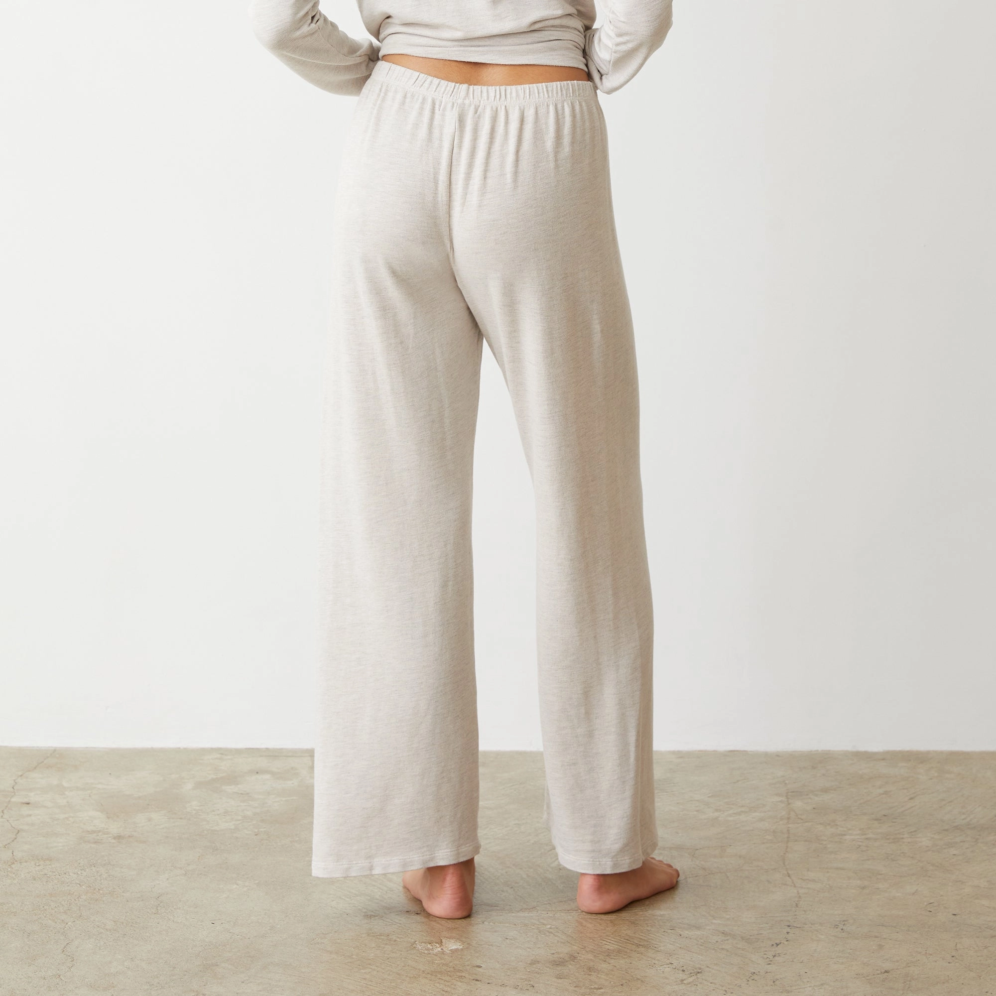 Supersoft Crop Straight Leg Sweat Corduroy texture