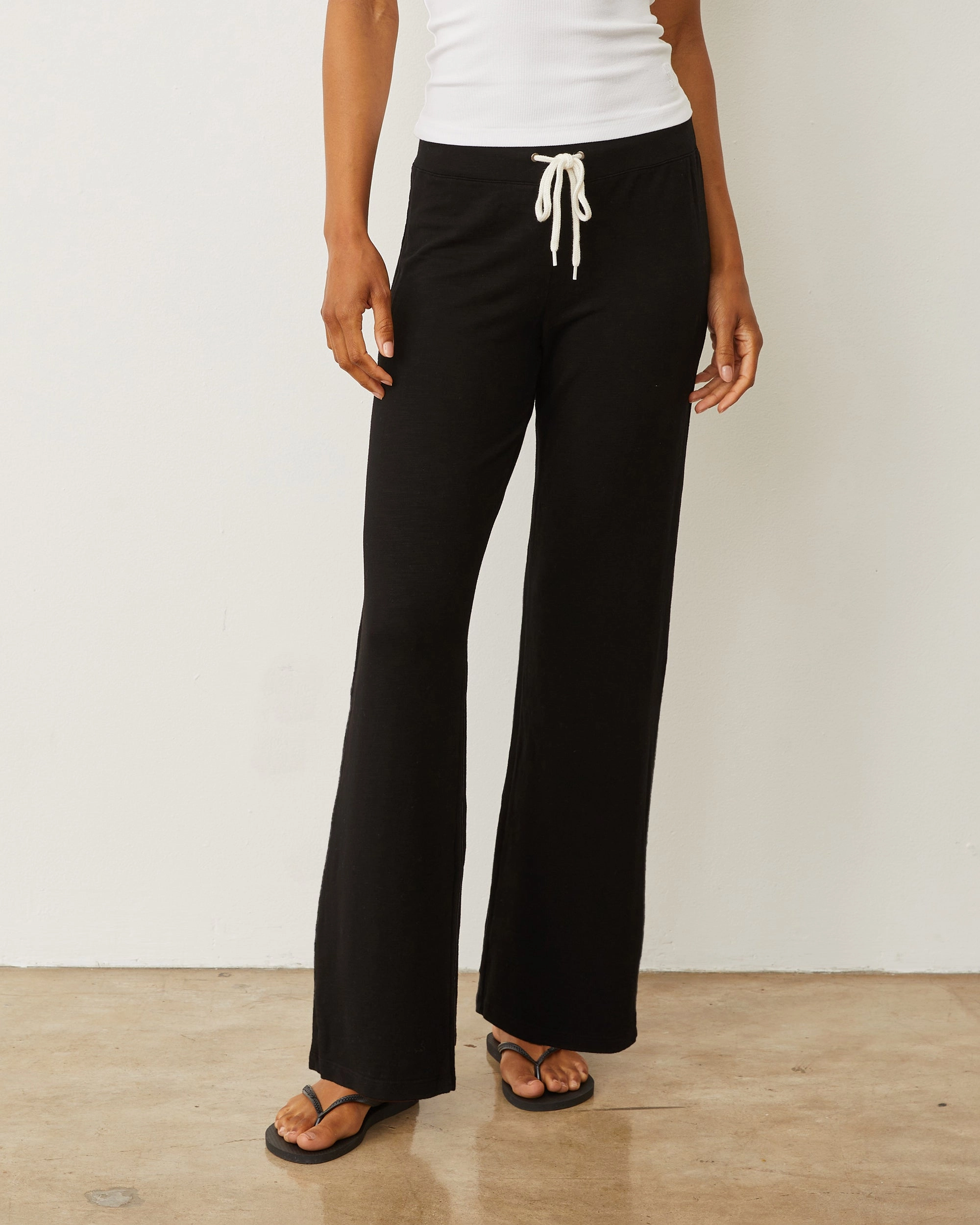 Supersoft Straight Leg Vintage Sweat Perfect Fit Timeless Wear