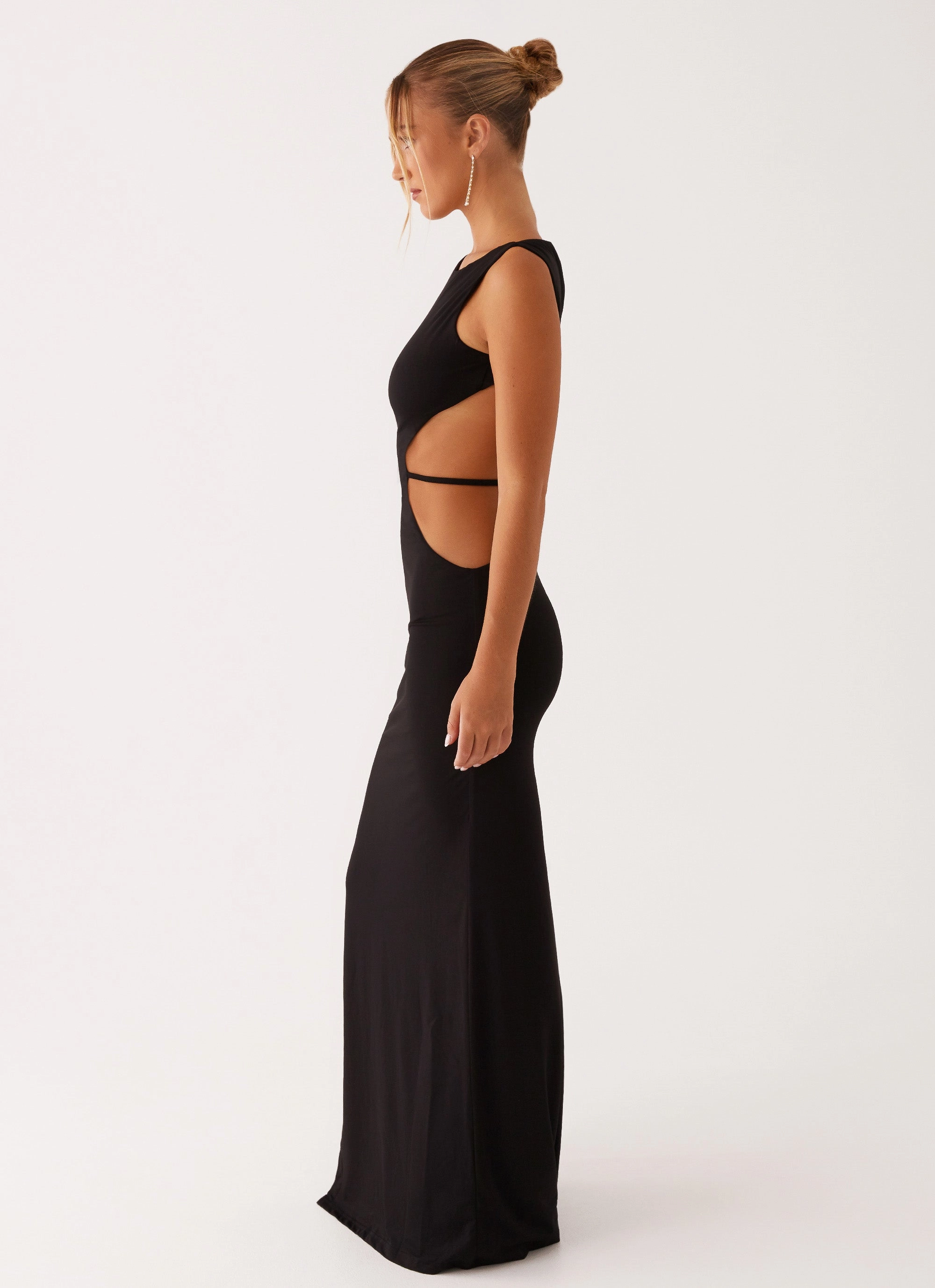 Sutton Maxi Dress - Black Quick Outfit Metallic Finish