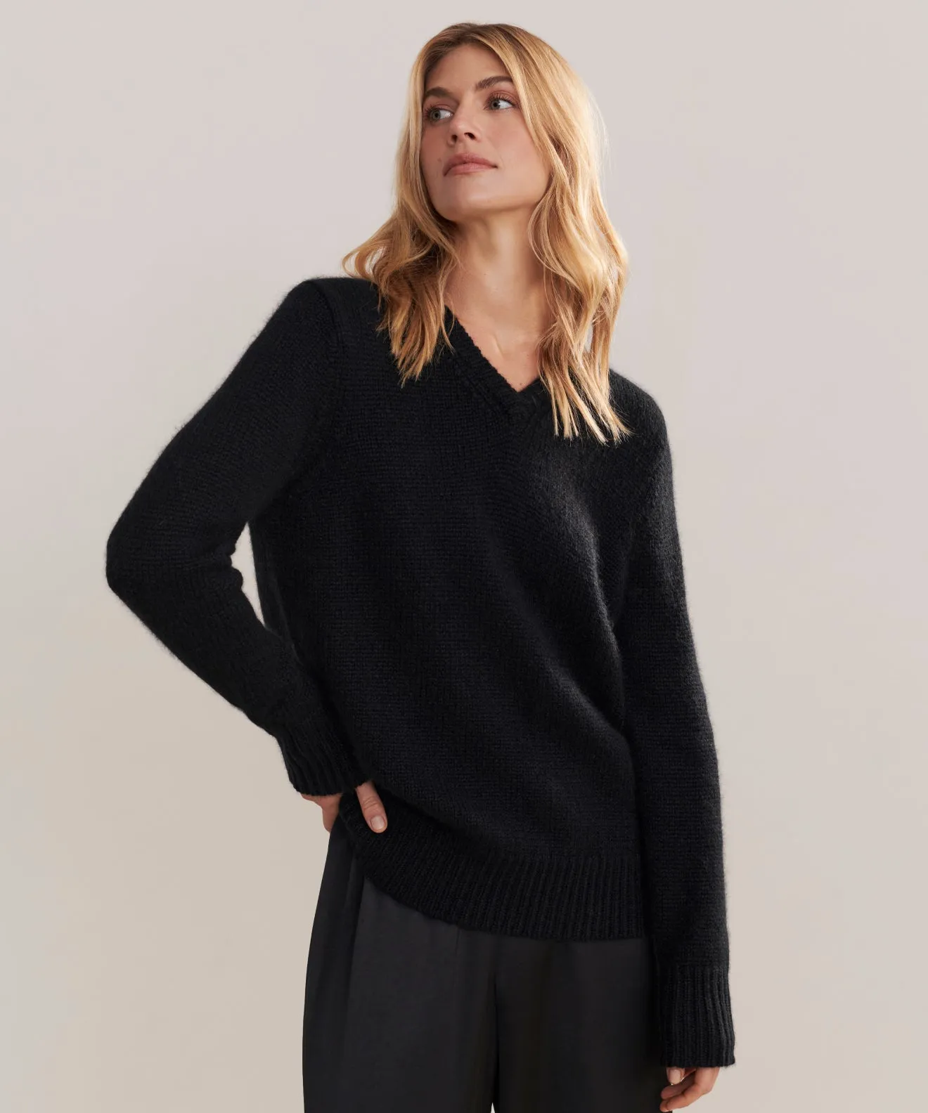 Cashmere Kate V-Neck Weighted Hem