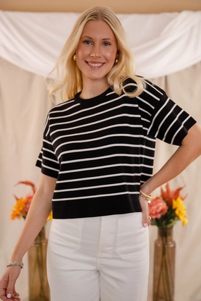 Tagless Neck Label Classic Days Top-Stripe Classic Days Top-Stripe Breathable Knit Fabric VNeckReinforcement