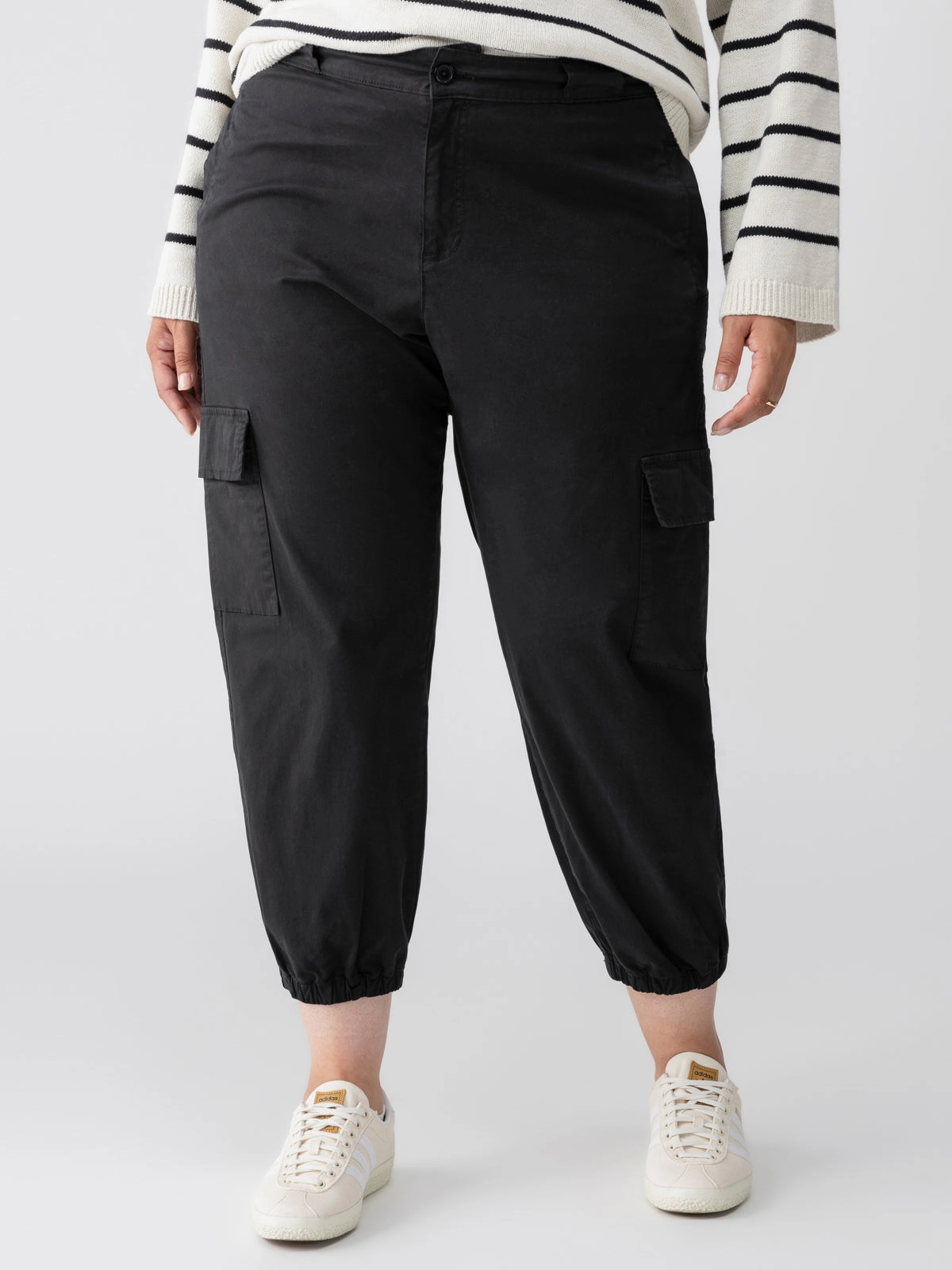 Day Adventure Quick Layer Take Over Jogger Mid-Rise Pant Black Extended Sizing