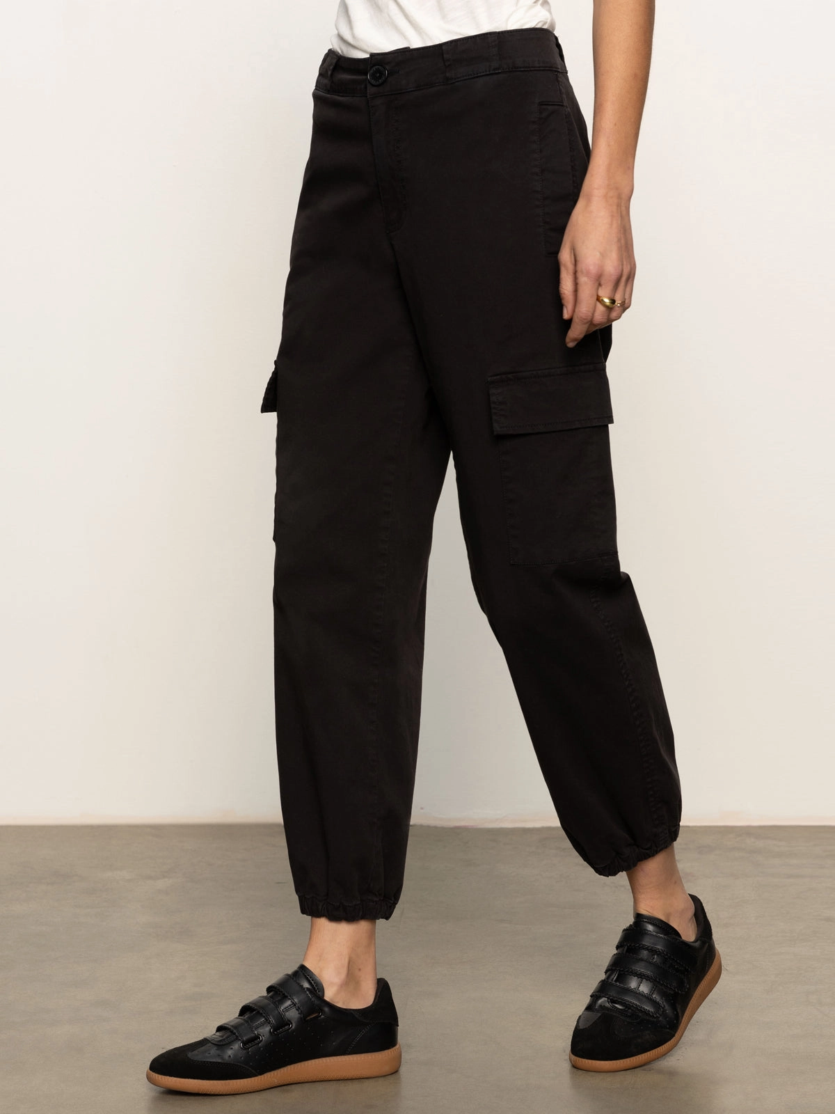 Take Over Jogger Mid-Rise Pant Black Everyday Essential