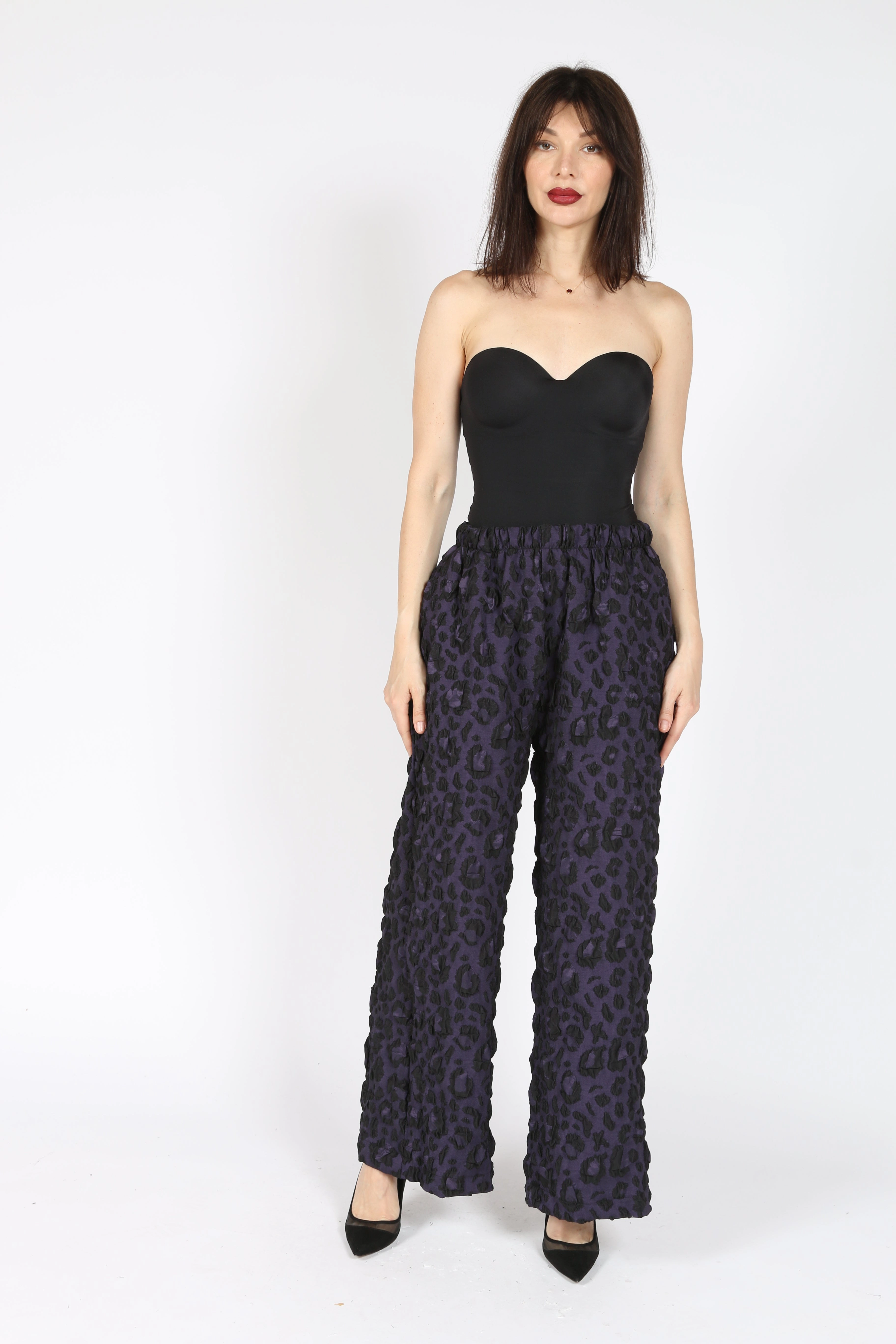 Tap206 pants SecurePockets Unstructured Silhouette