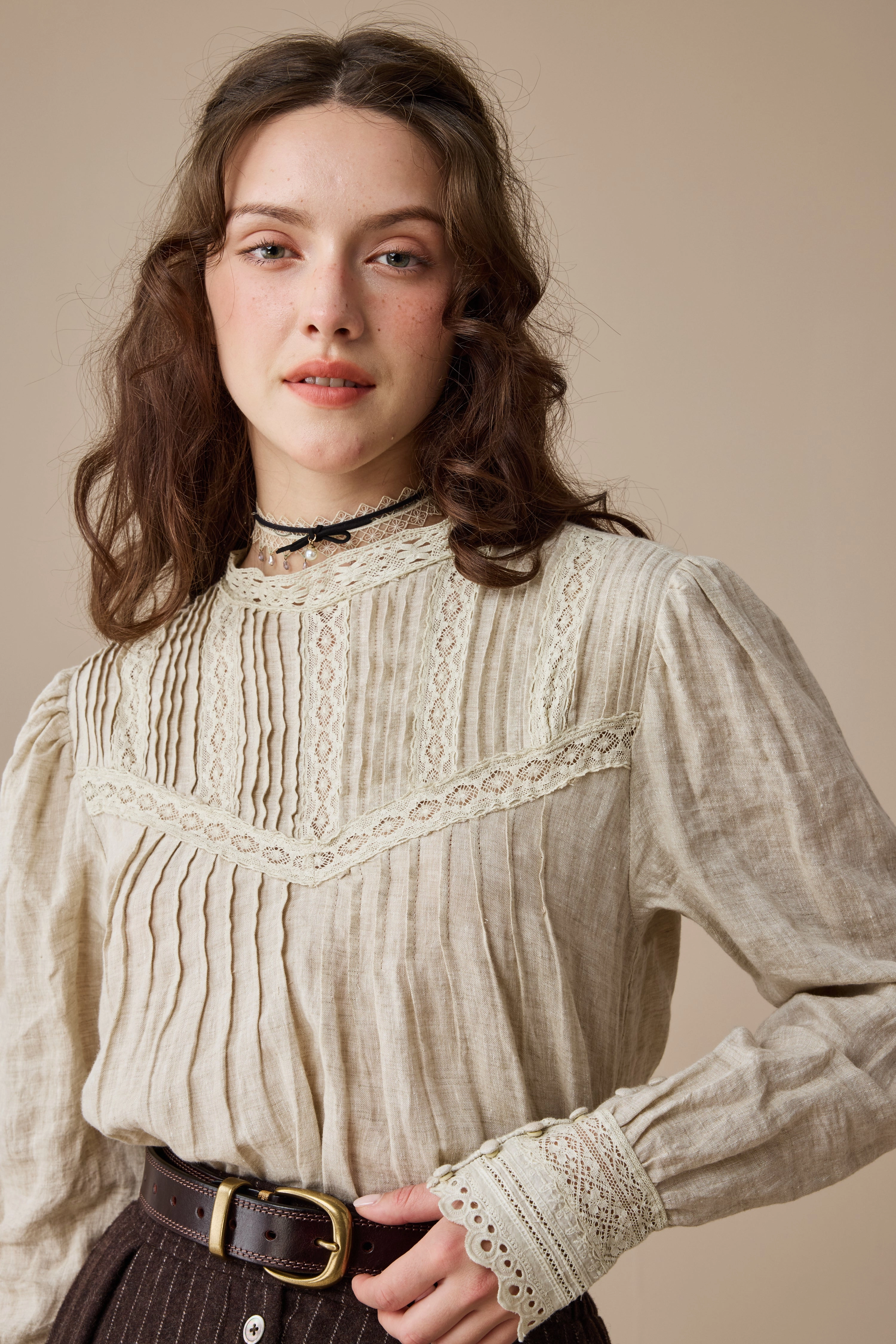 Minna 21 | Edward Linen Lace Blouse Thermal Core Technology