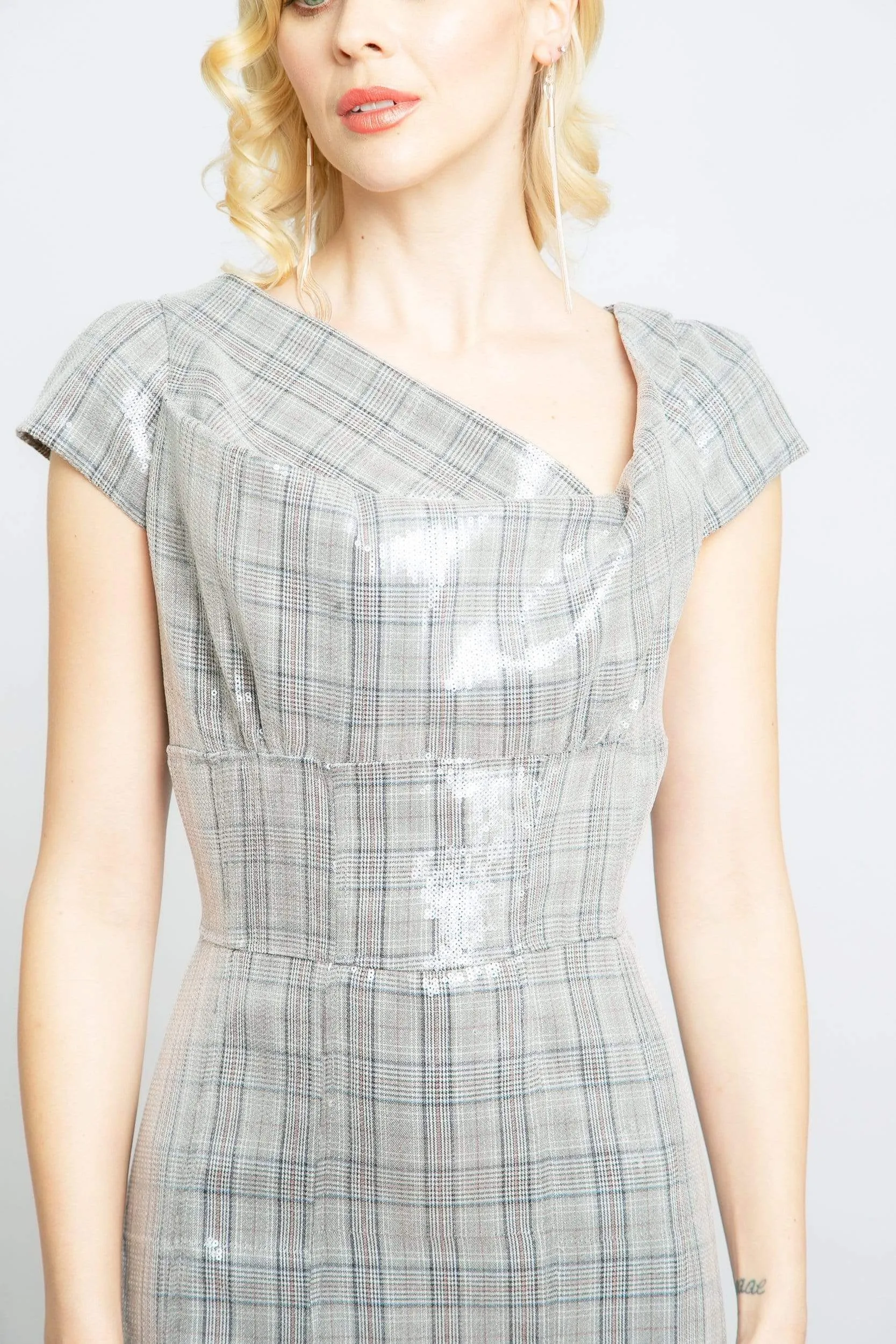 Tatum Dress - Zion Plaid HypoallergenicFiber Polished Appearance