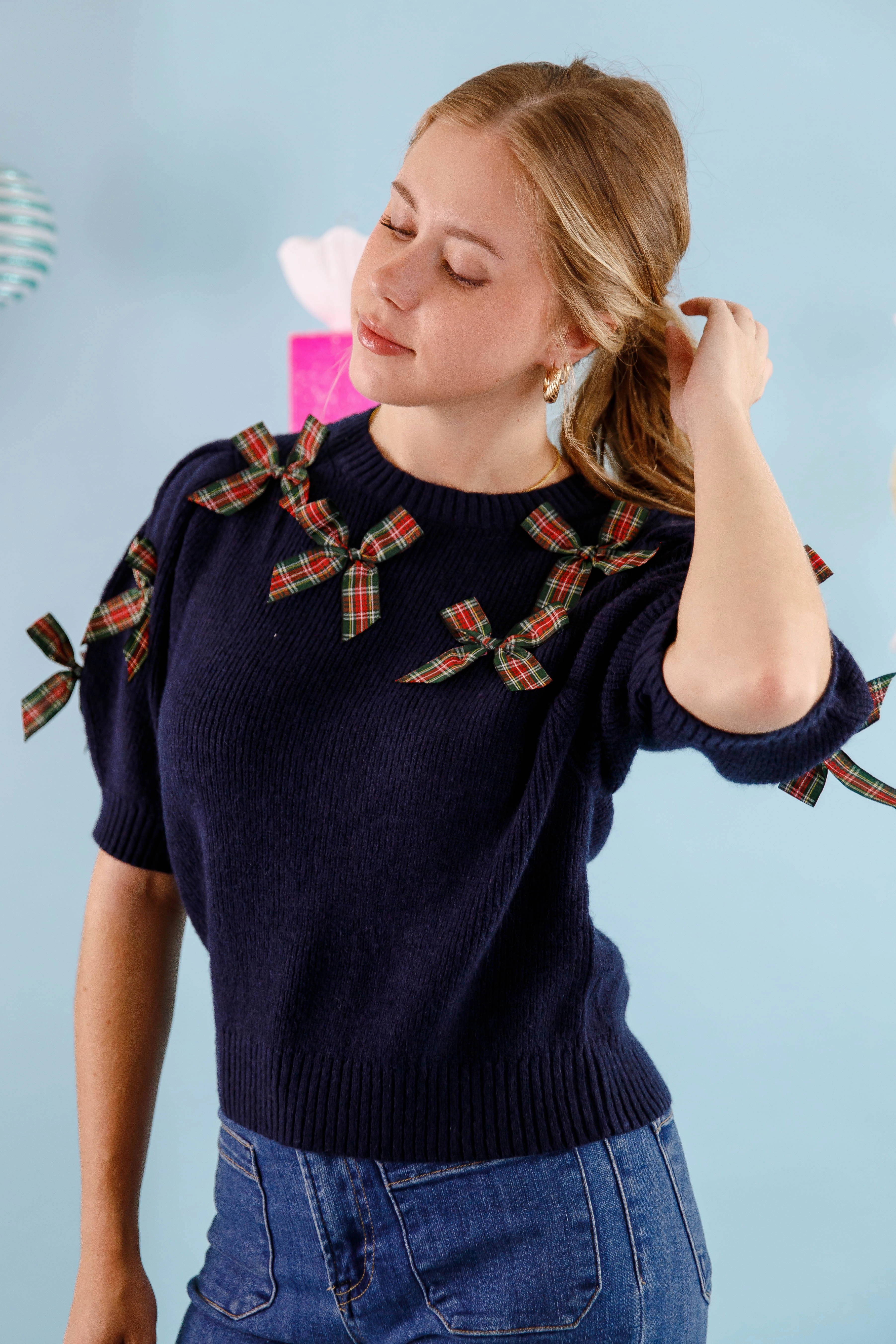 Perfectly Classy Sweater-Navy Simple Shirt Roll Up Sleeve System