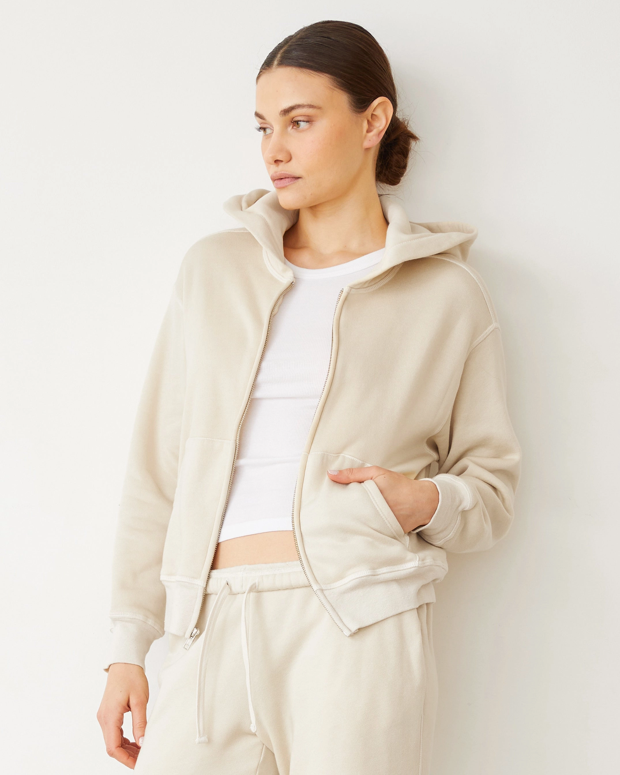 Low Impact Manufacturing Wrinkle resistant fabric Teddy Fleece Relaxed Zip Up Hoody