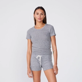 Textured Tri-Blend Fitted Crew Neck Tee Double Layered Cuff SubtleTexture Temperature control Textured Tri-Blend Fitted Crew Neck Tee