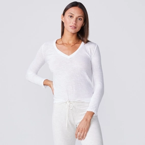Textured Tri-Blend Fitted Long Sleeve V Neck Tee Heavyweight Cotton Double Stitched Seams Microfiber Material Textured Tri-Blend Fitted Long Sleeve V Neck Tee